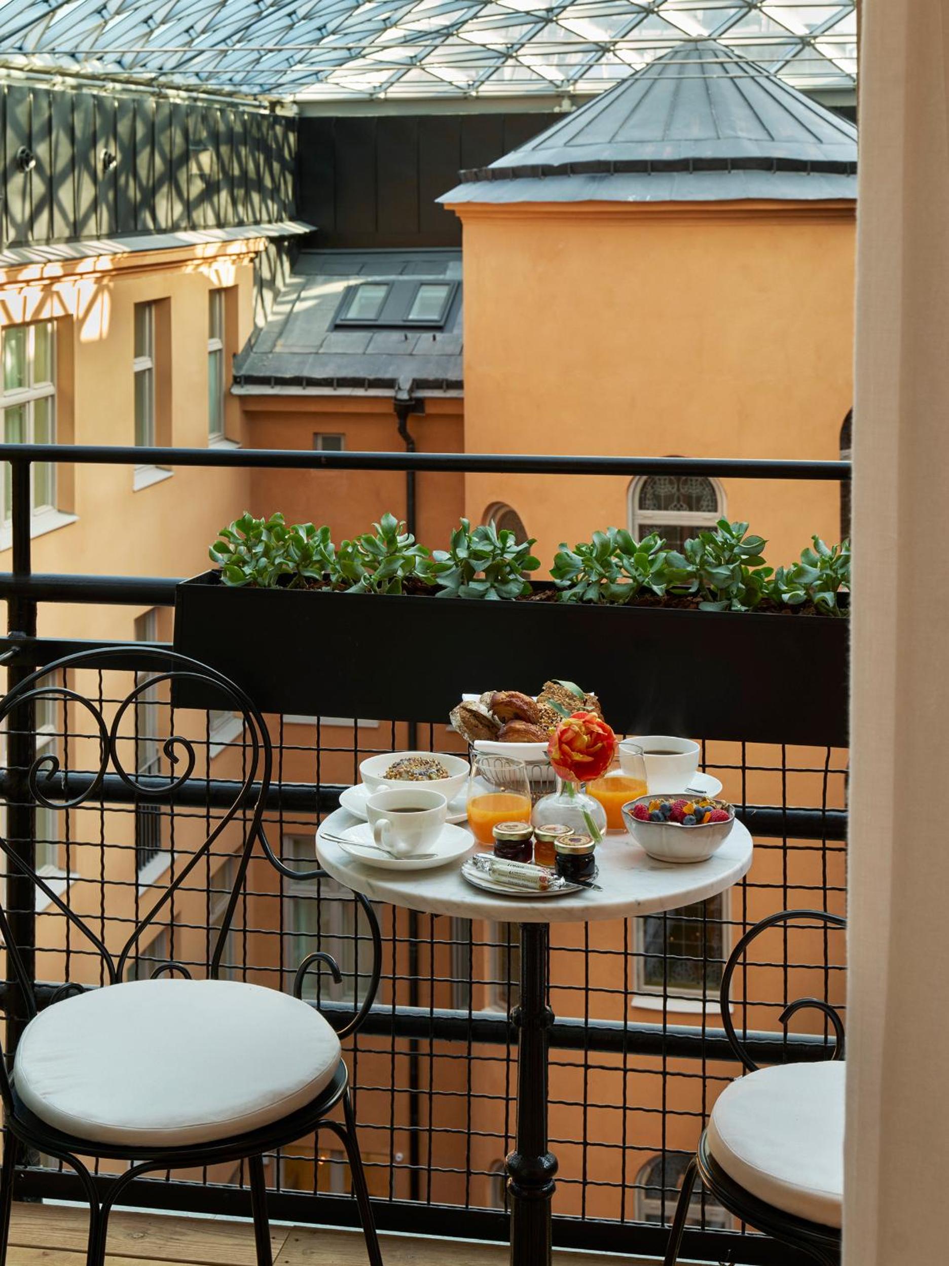 Superior Balcony Room