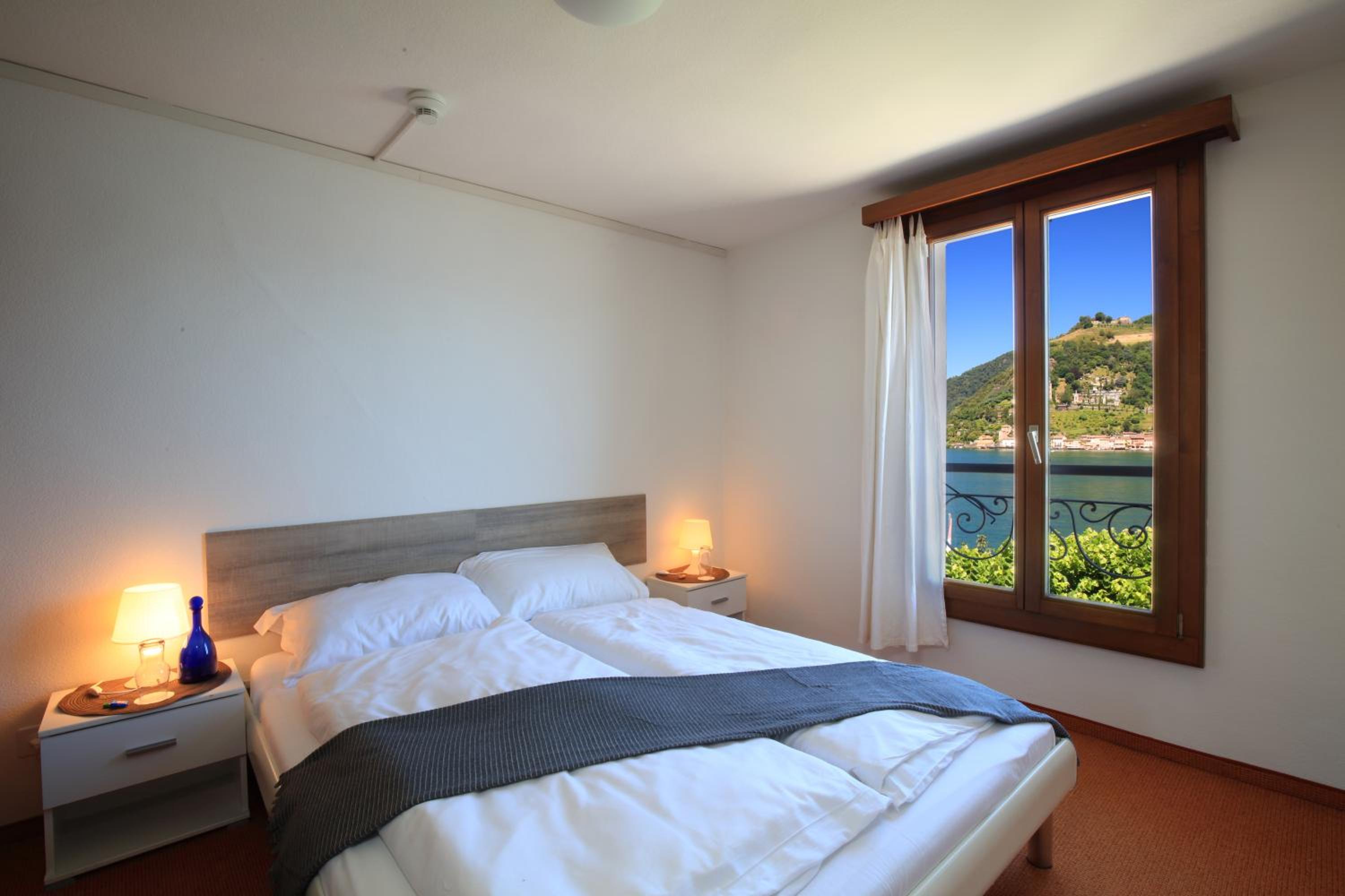 Double Room With Shared Bathroom