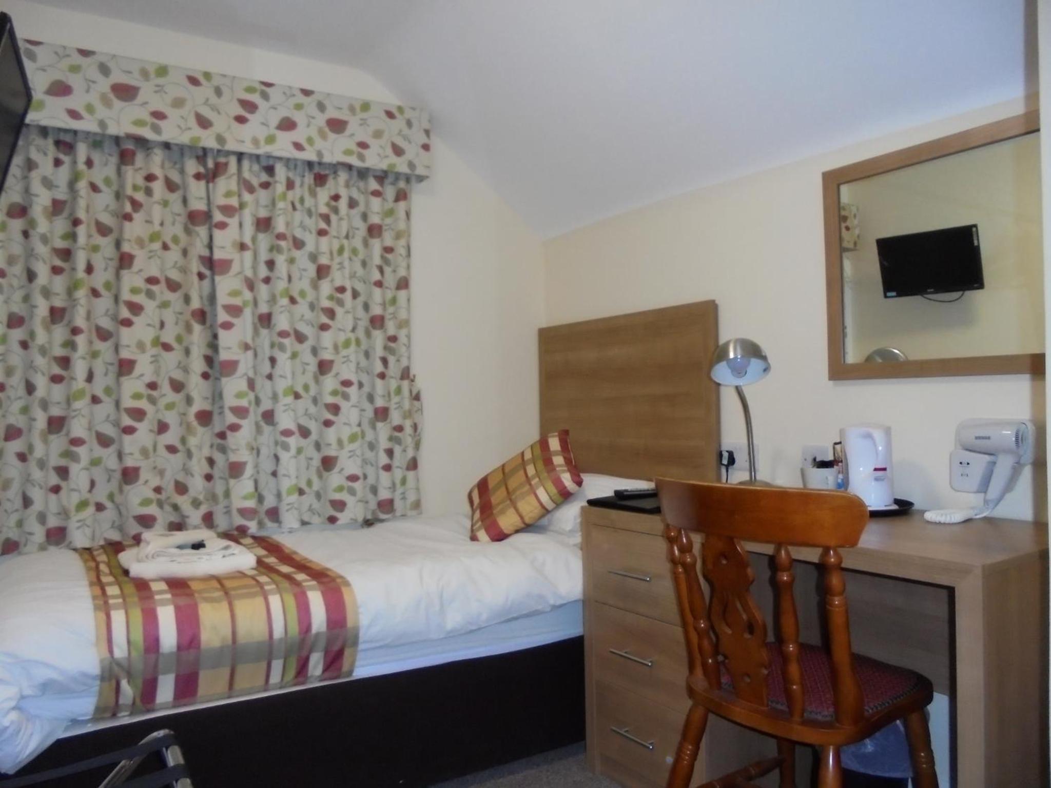 Small Single Room photo 1