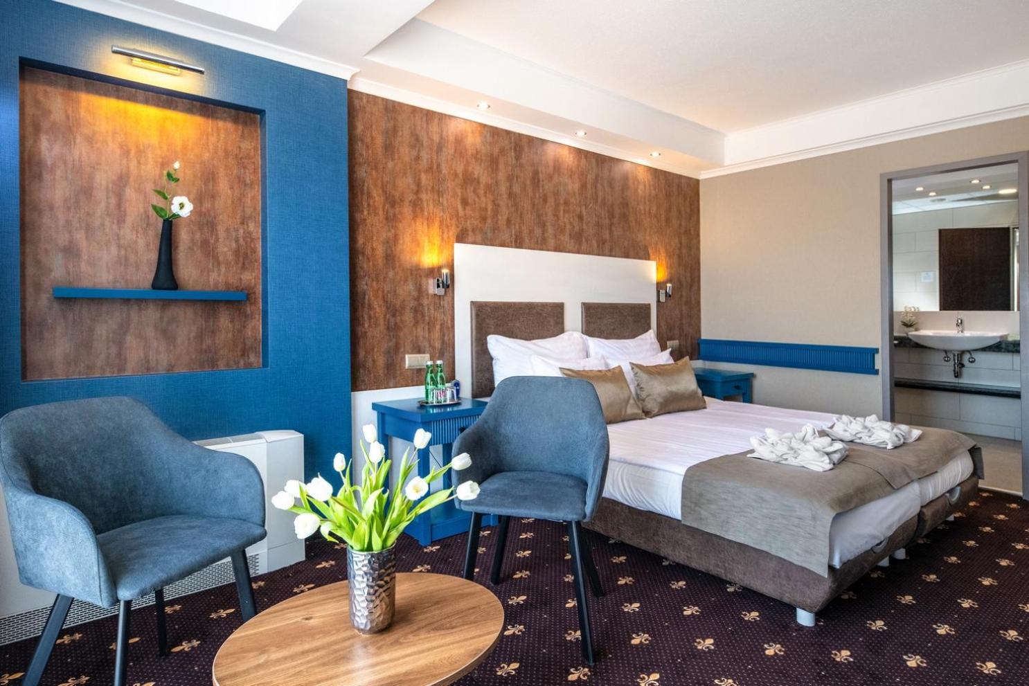 Executive Suite - Photo 3