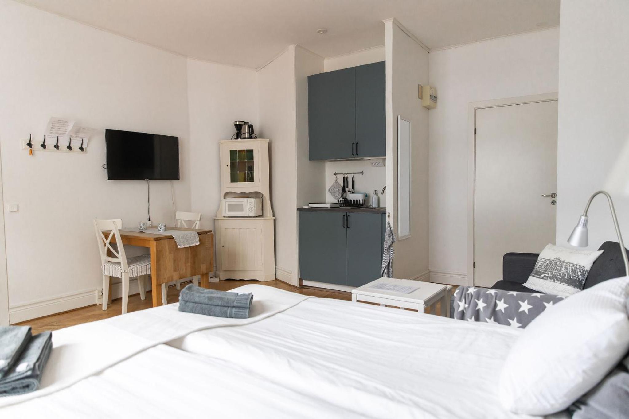 Studio (2 Adults) photo 2