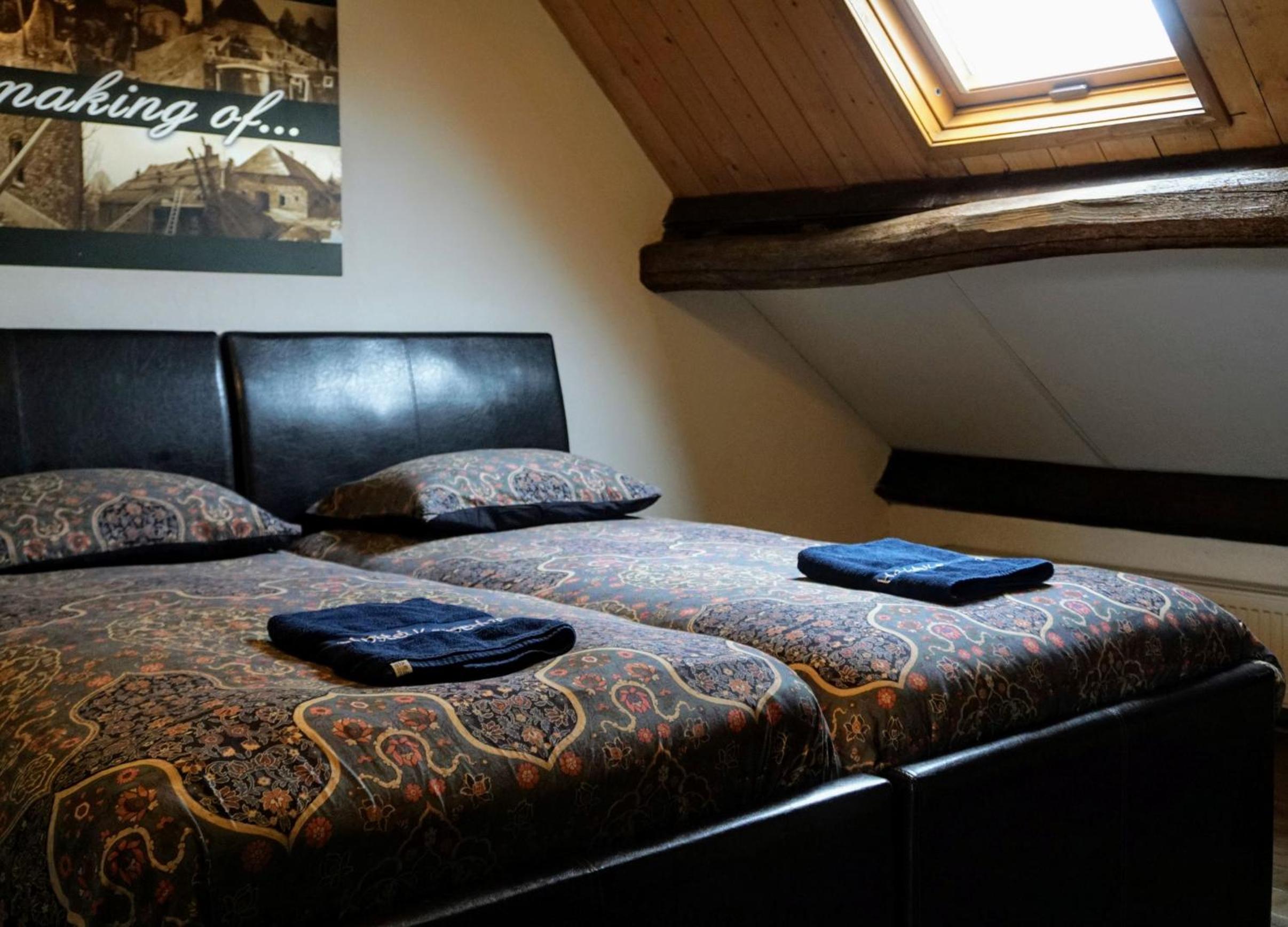 Double Room with Private Bathroom - Photo 5