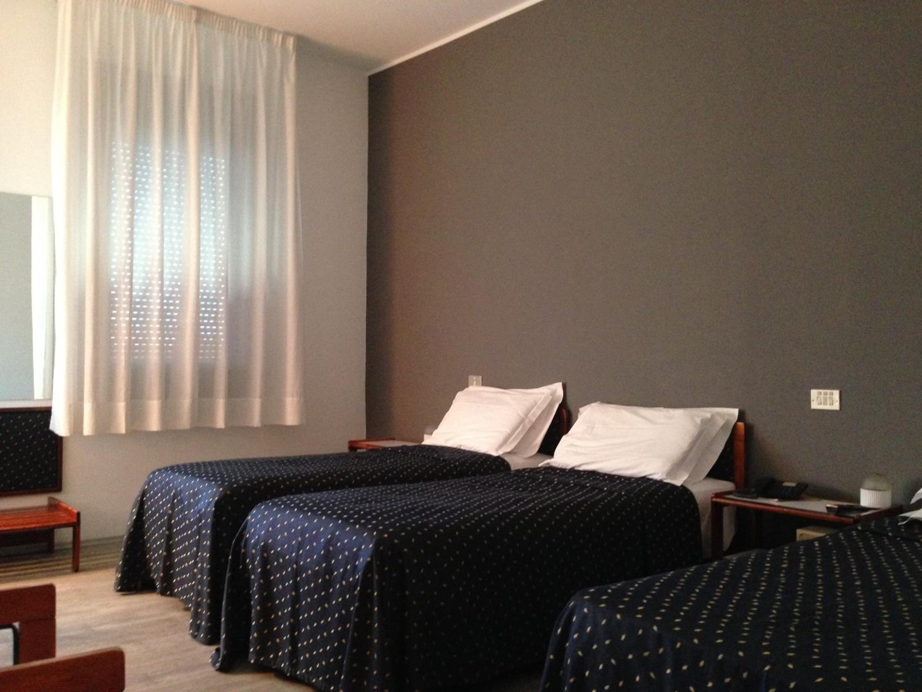 Triple Room - Photo 1