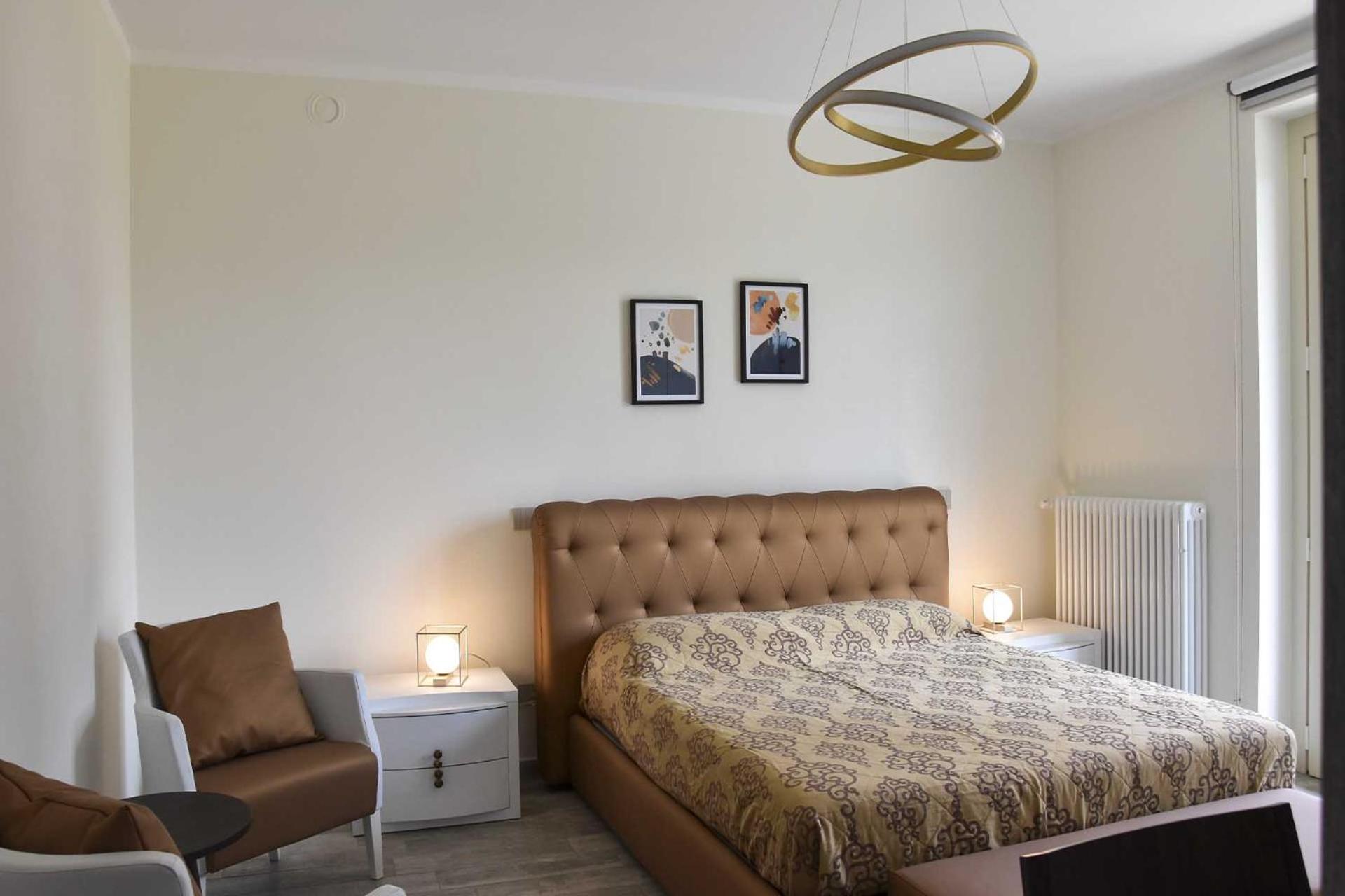 Large Double Room photo 1