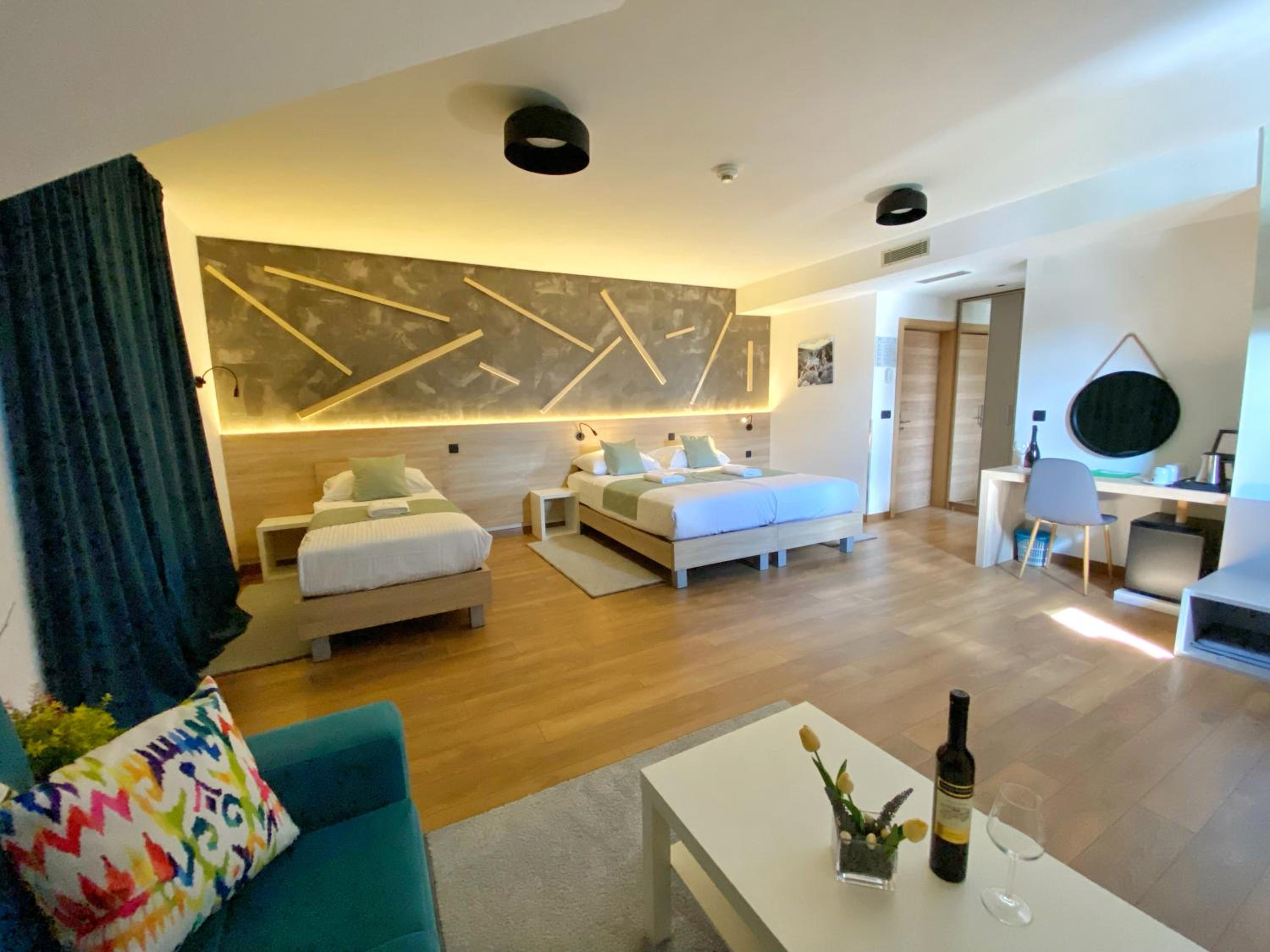 Deluxe Triple Room