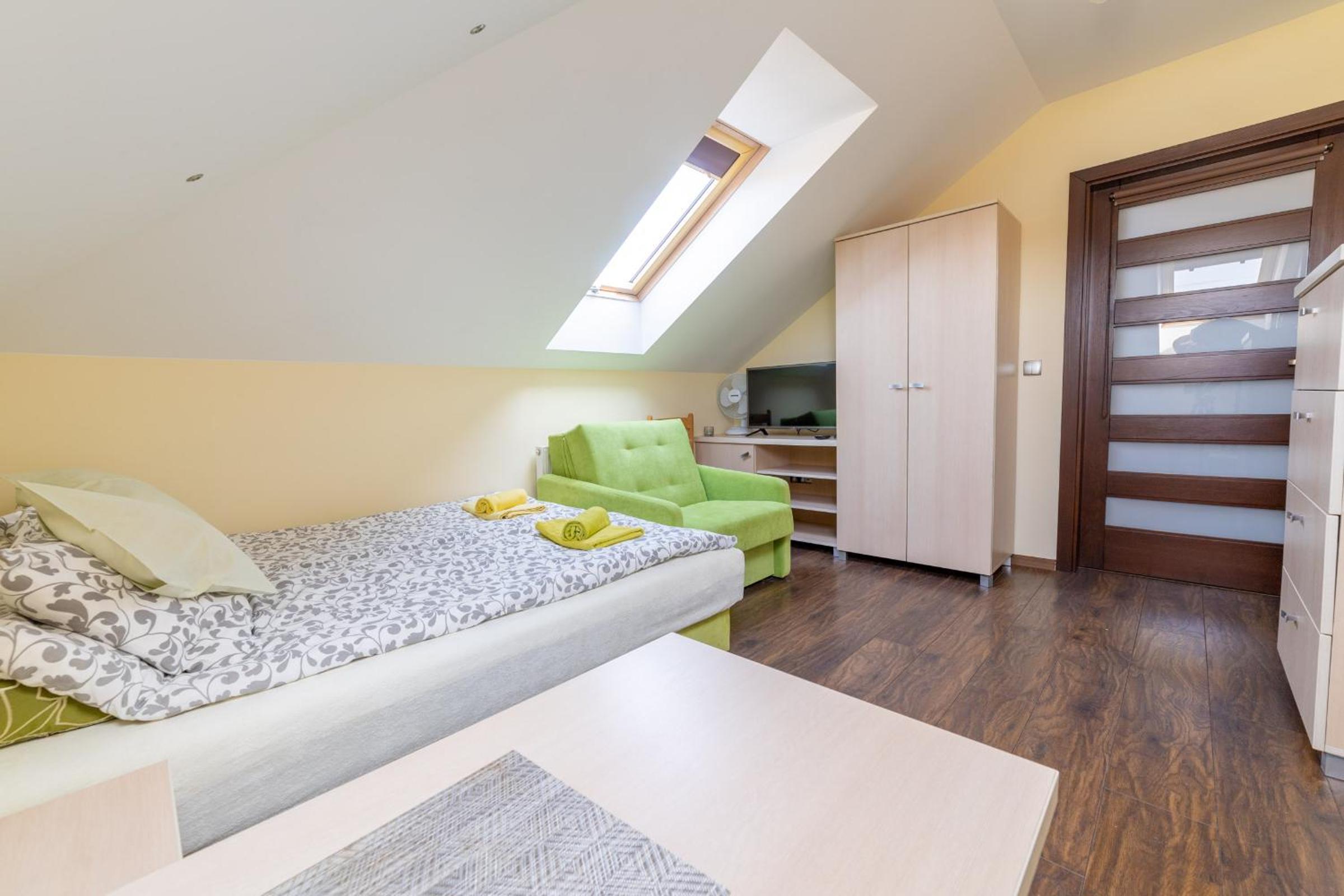 Double Room - Photo 20