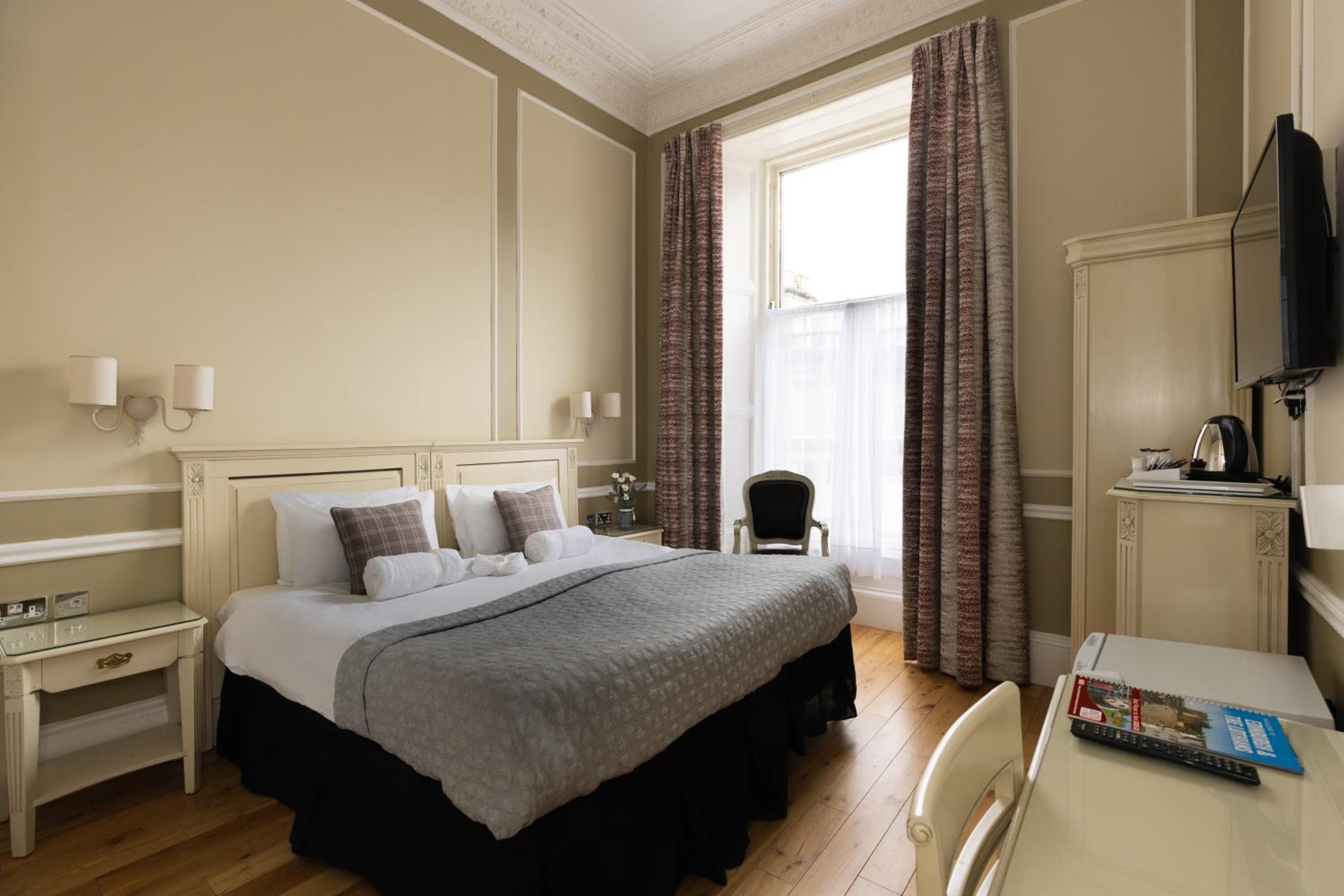 Superior Double Room - Photo 3