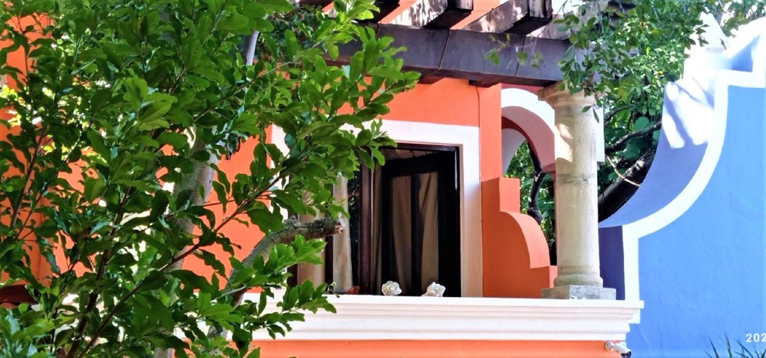 Double Room with Balcony - Photo 3