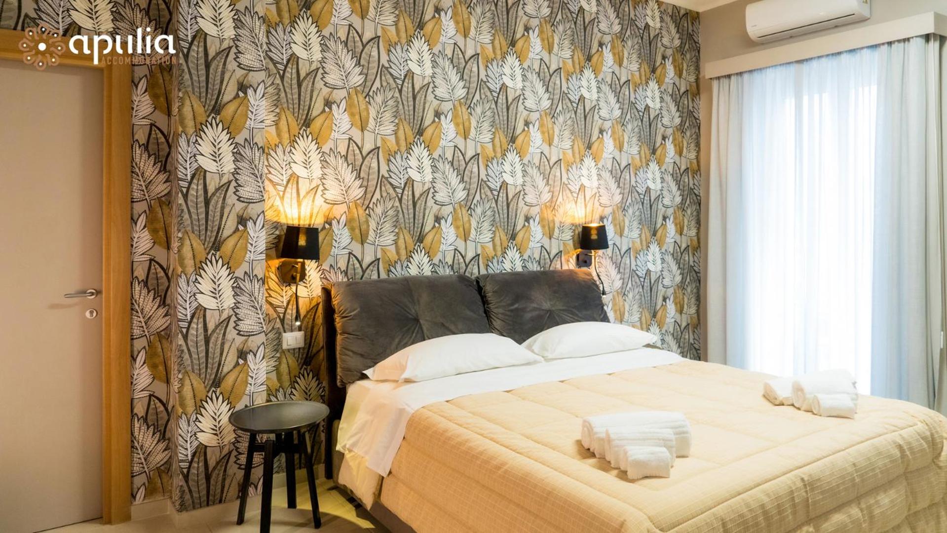 Junior Suite with Balcony - Photo 3