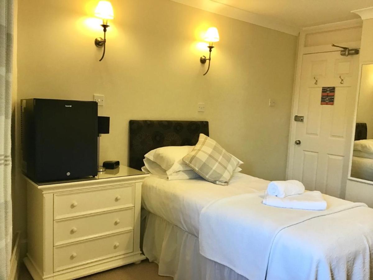 Single Room photo 2