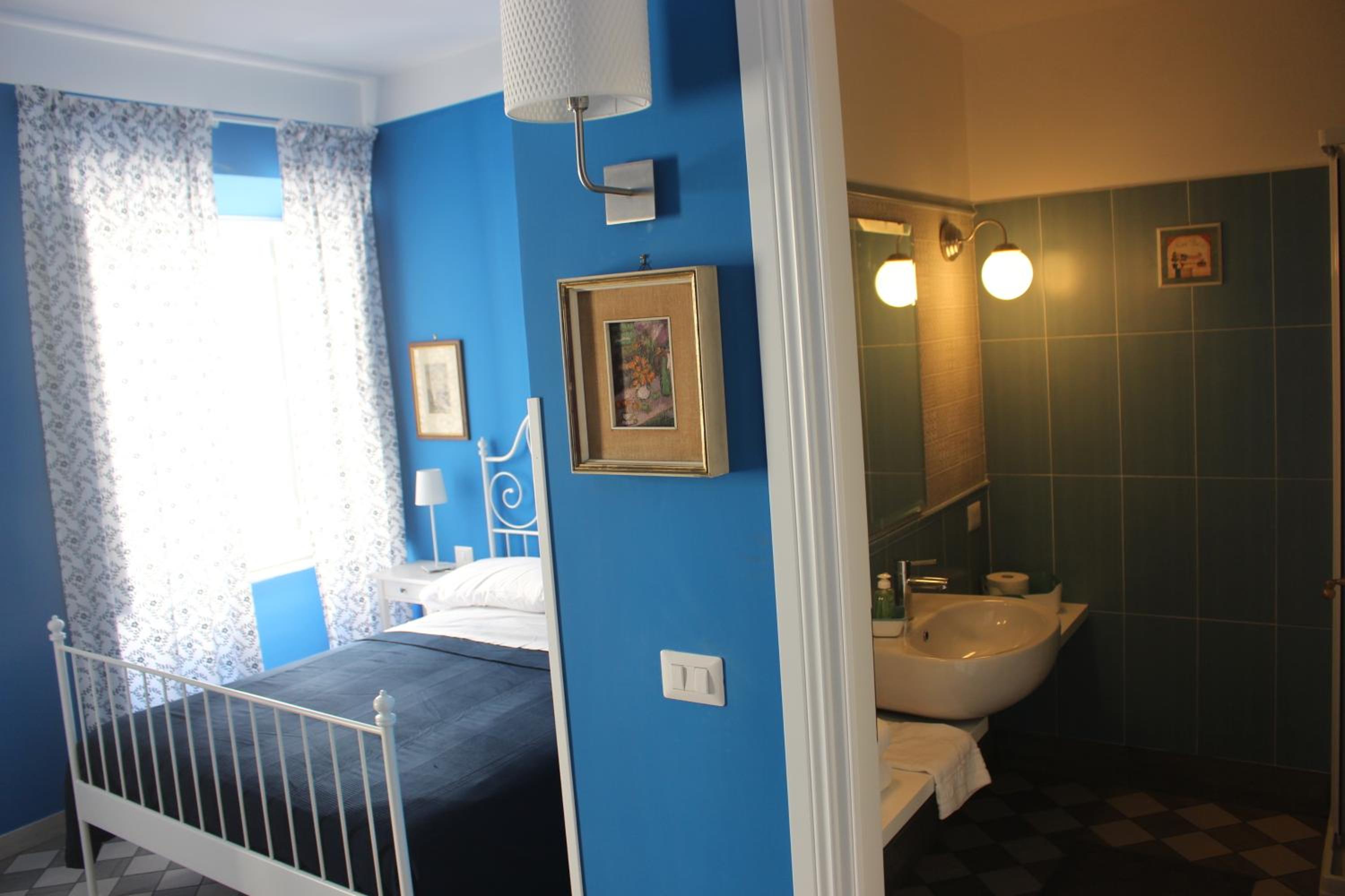 Deluxe Double Room photo 3