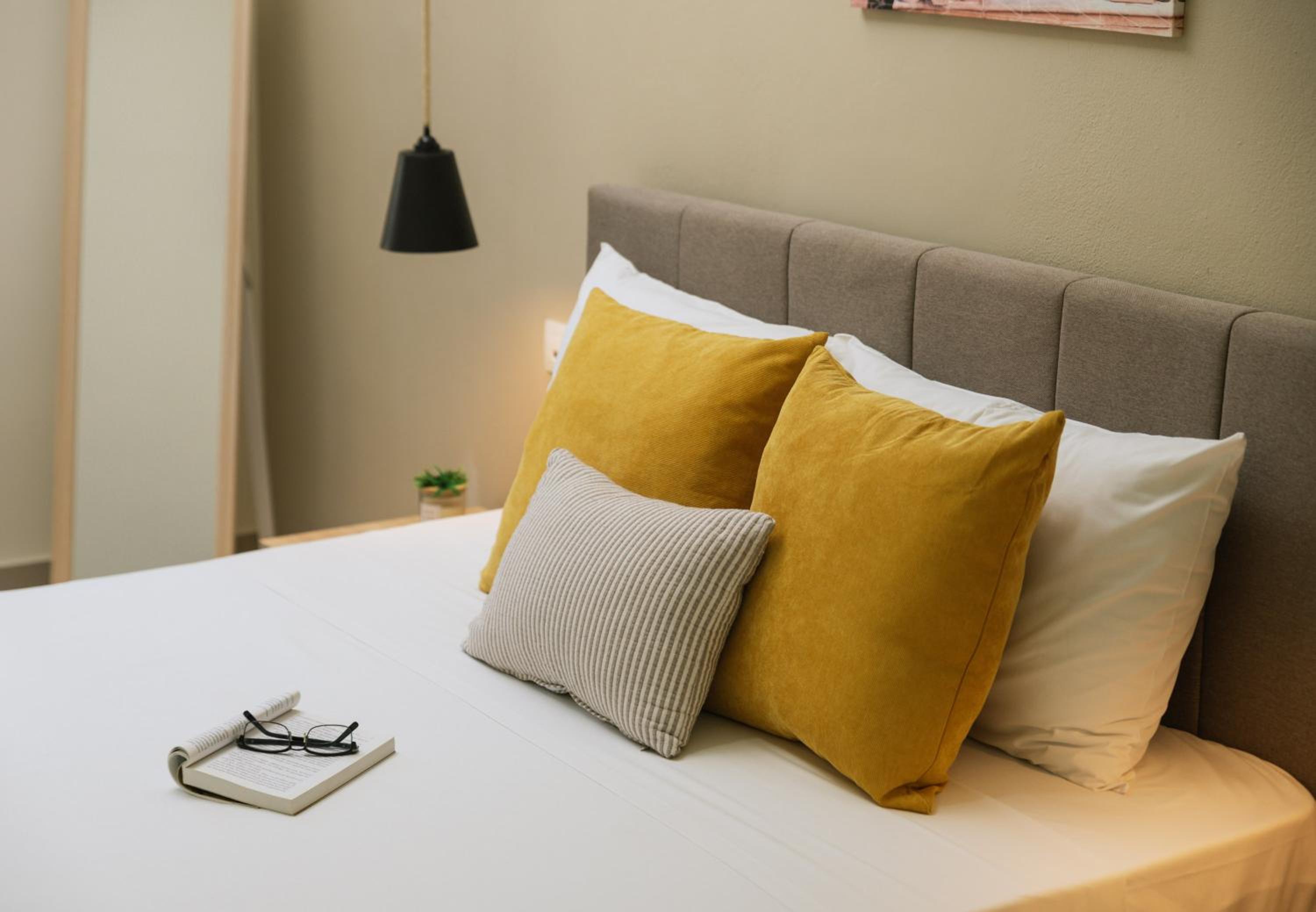 Studio Apartment - Photo 3