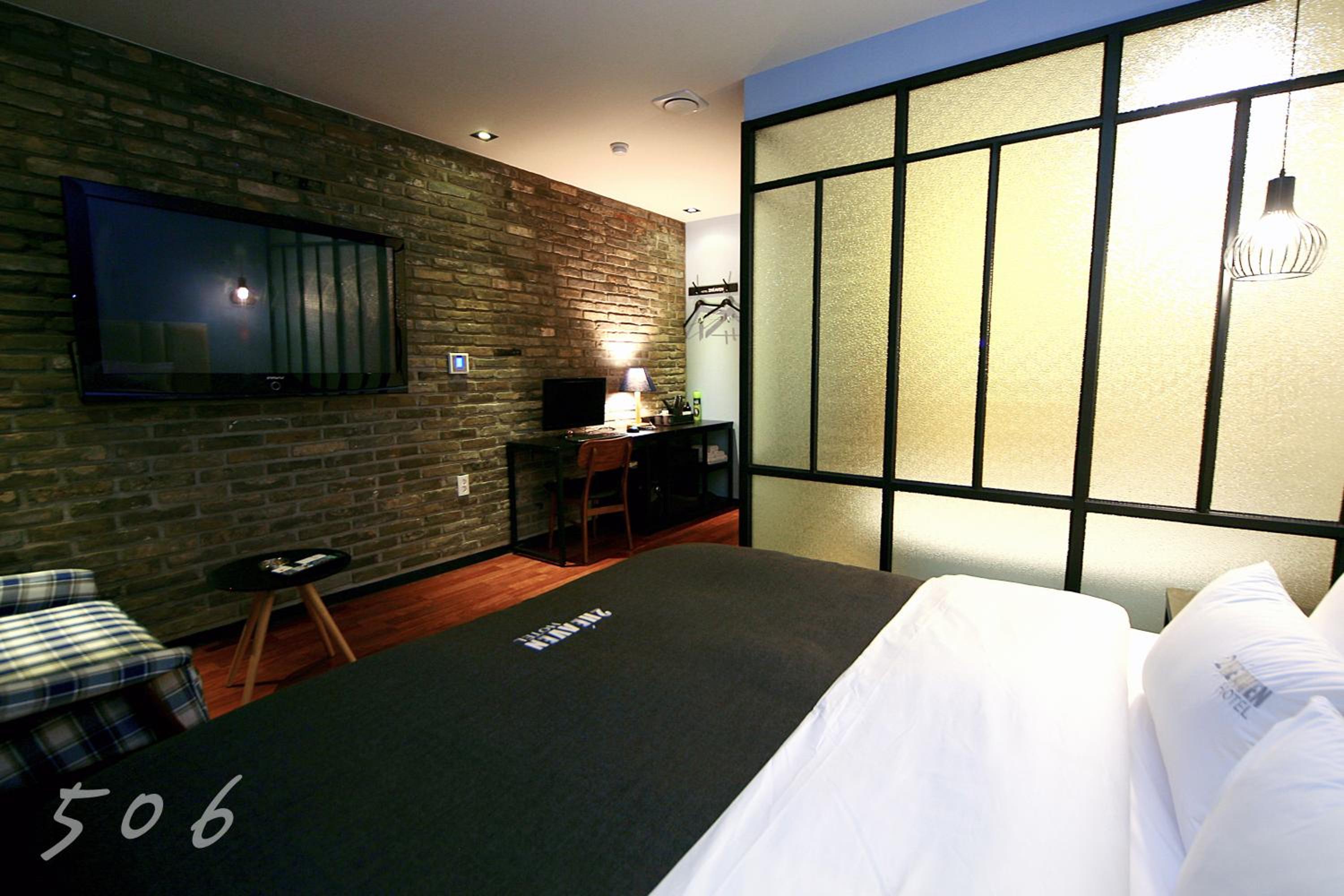 Standard Double Room - Photo 1