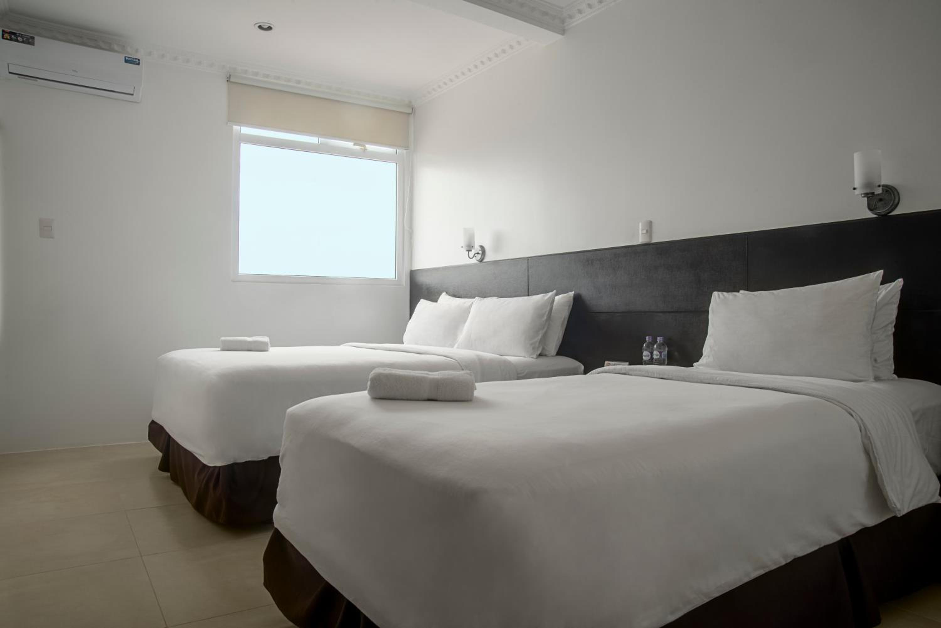Standard Double Room photo 2