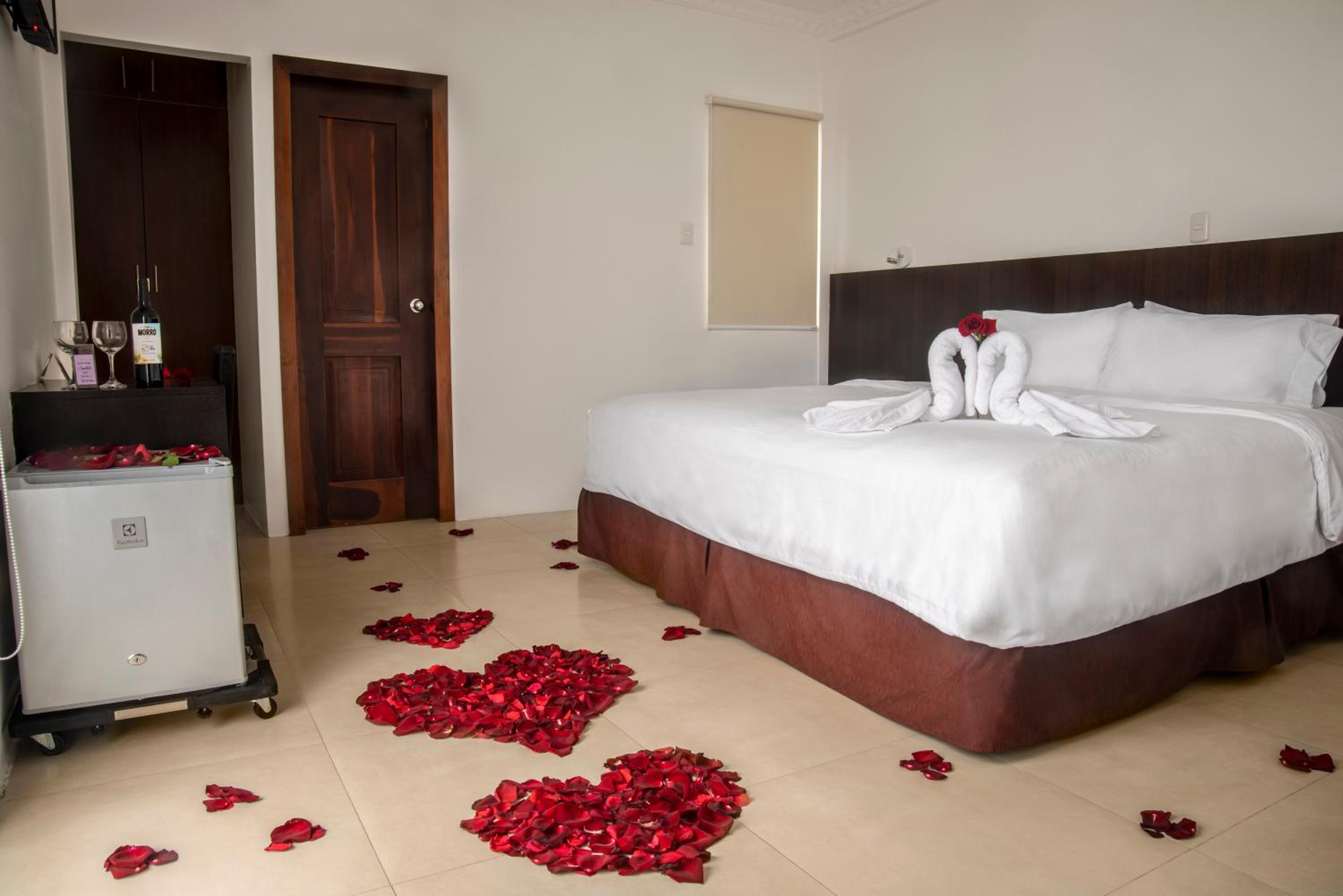King Room with Sea View (Only Adults)