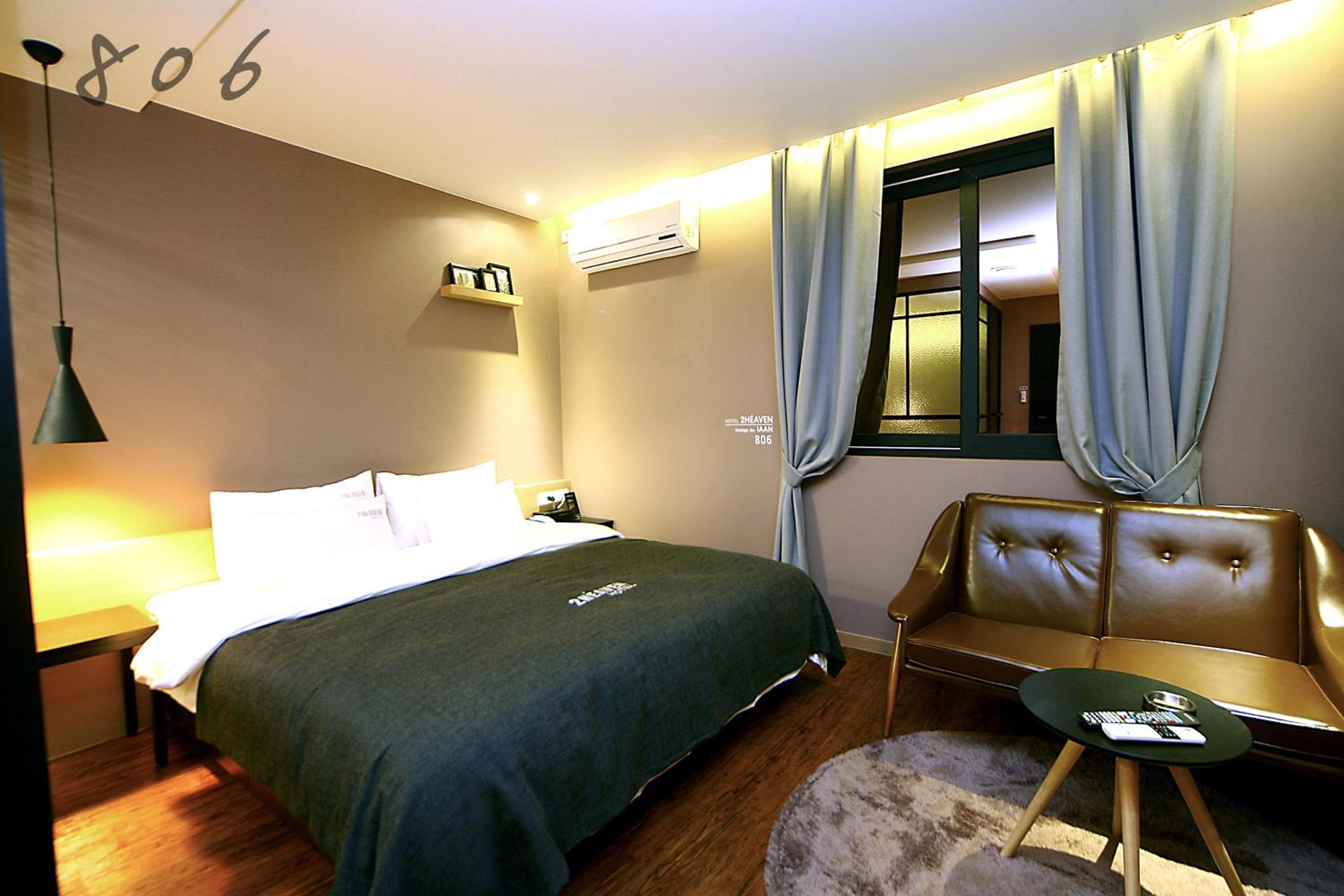 Standard Double Room - Photo 14