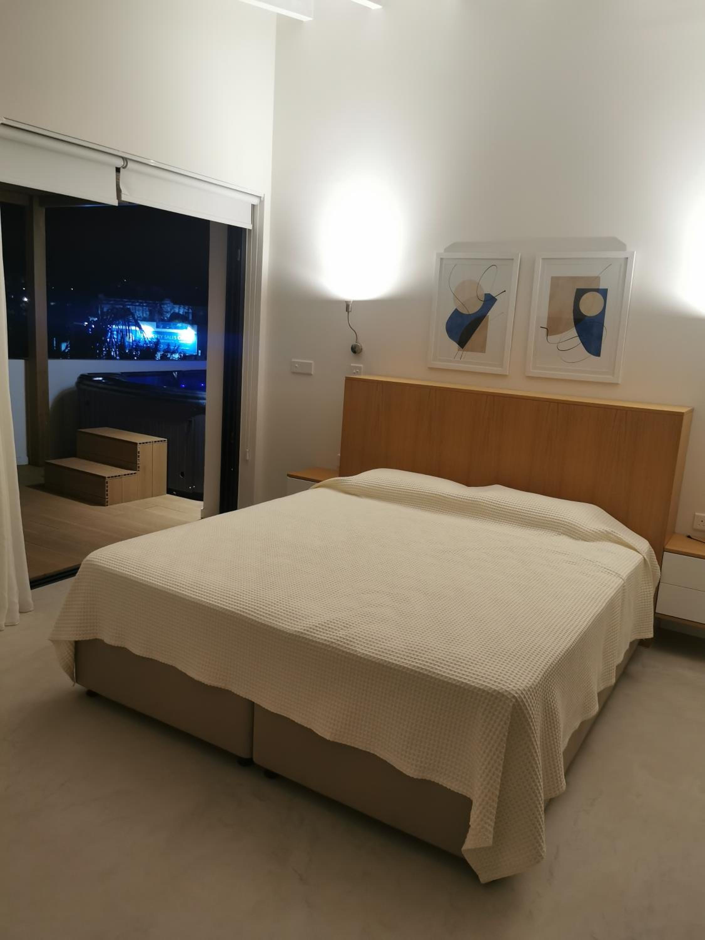 Deluxe Suite with Sea View - Photo 1