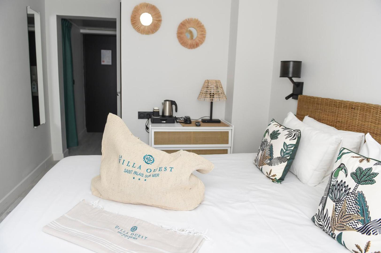 Double Room with Terrace and Garden - Photo 4