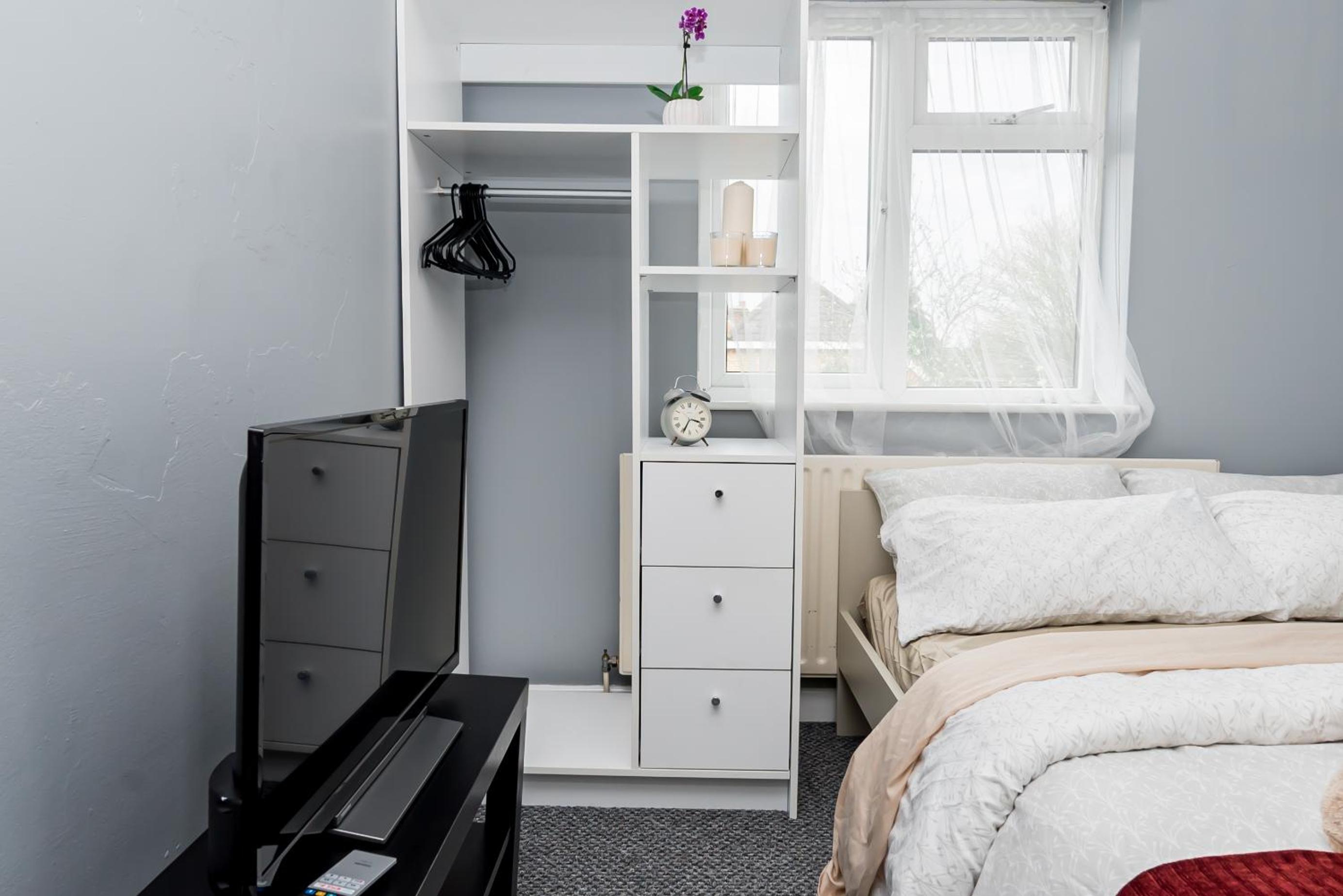 Budget Double Room - Photo 1