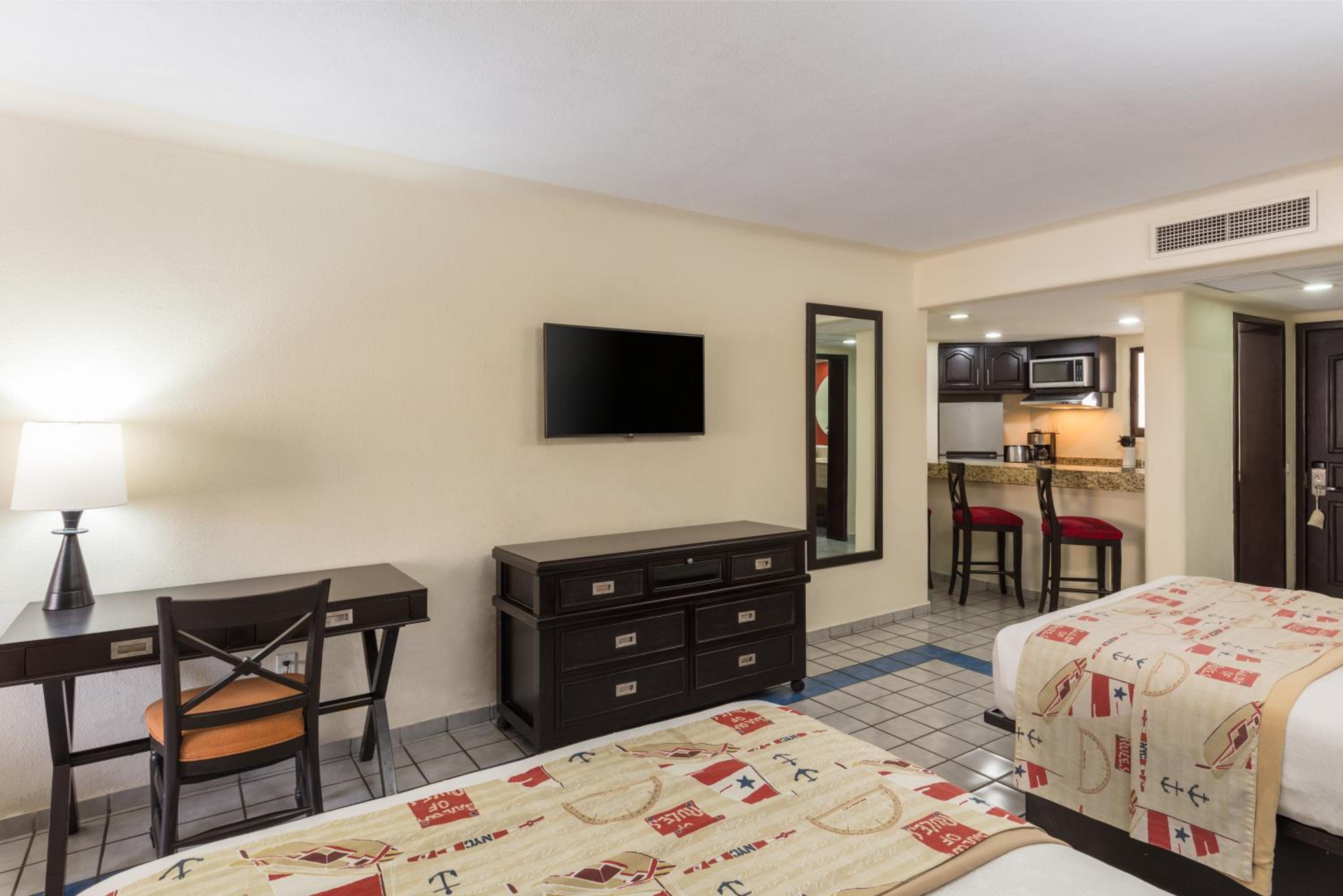 Nautical - Two Bedroom Suite