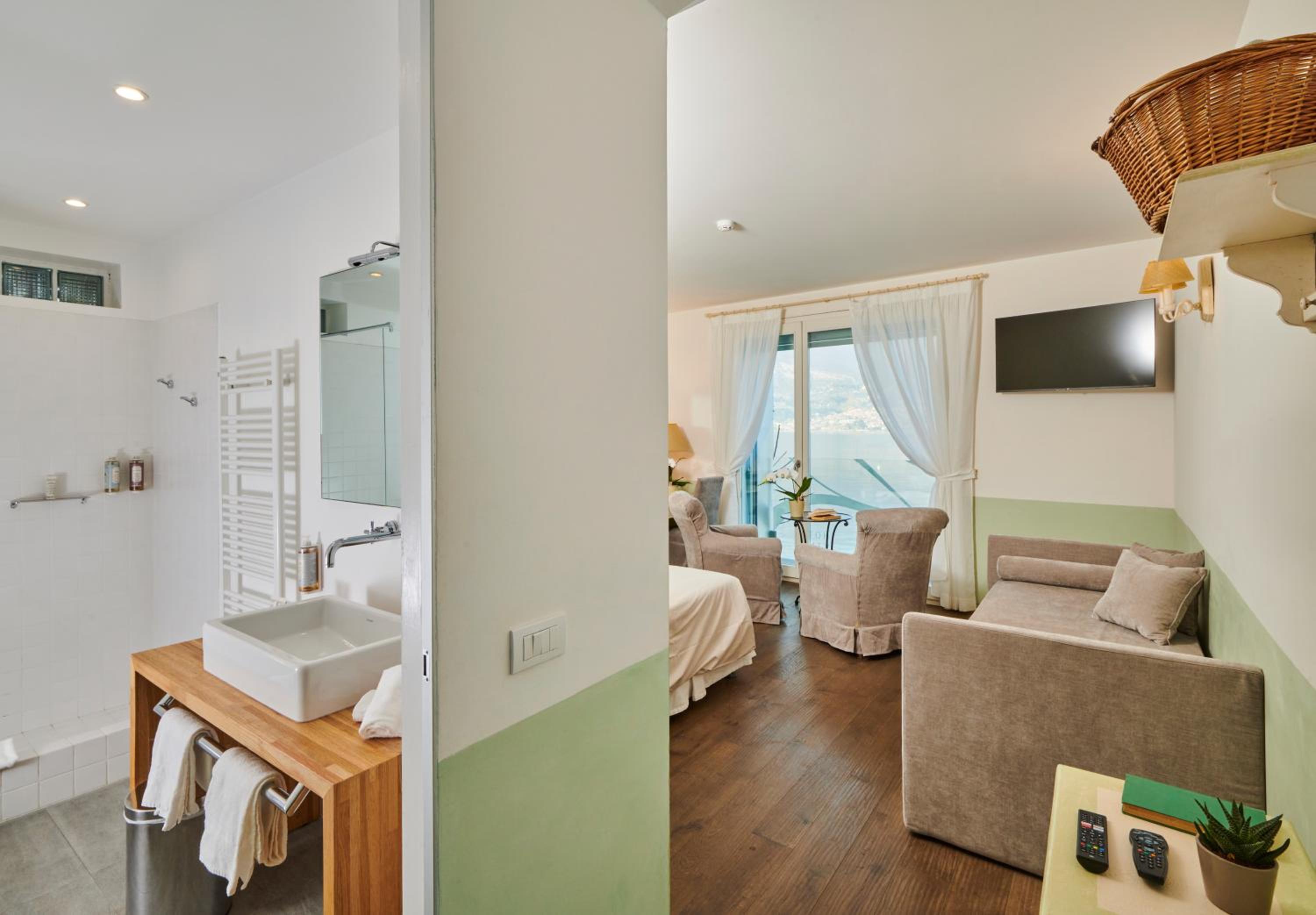 Junior Suite - Photo 12