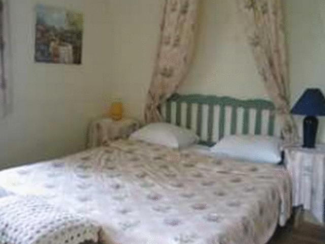 Double Room Roses photo 1