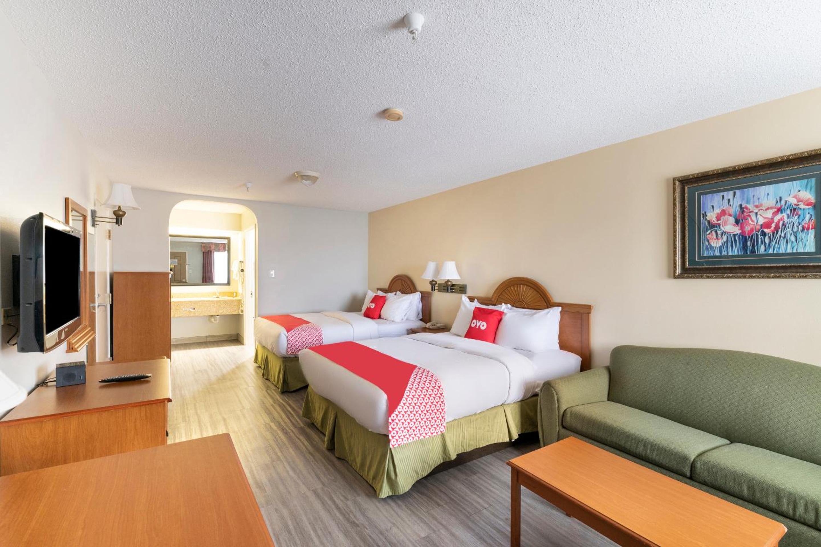 Queen Room With Two Queen Beds