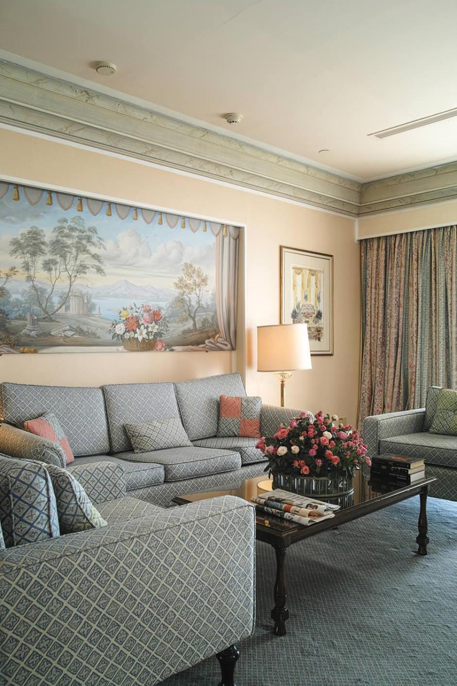 Deluxe Suite photo 2