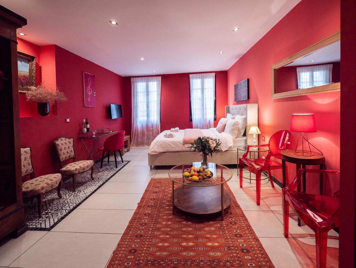 Standard Suite - Second Floor photo 2