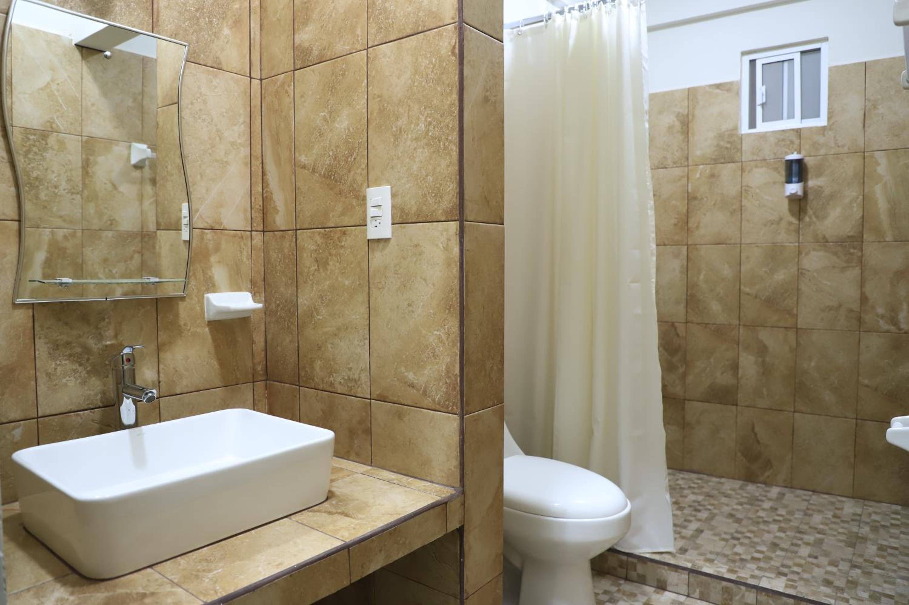 Deluxe Triple Room photo 2