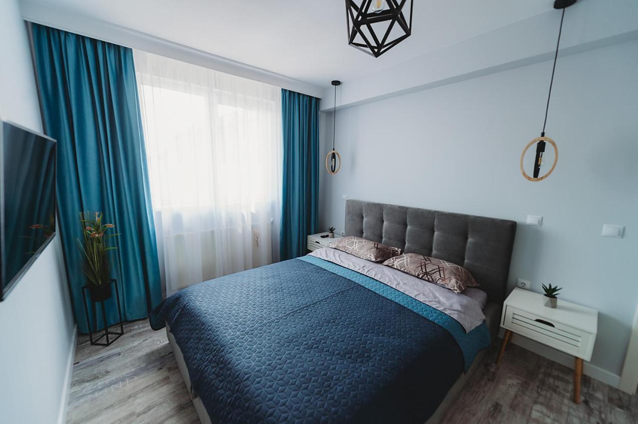 Two-Bedroom Apartment - Photo 16