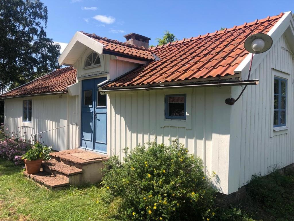 One-Bedroom House photo 1