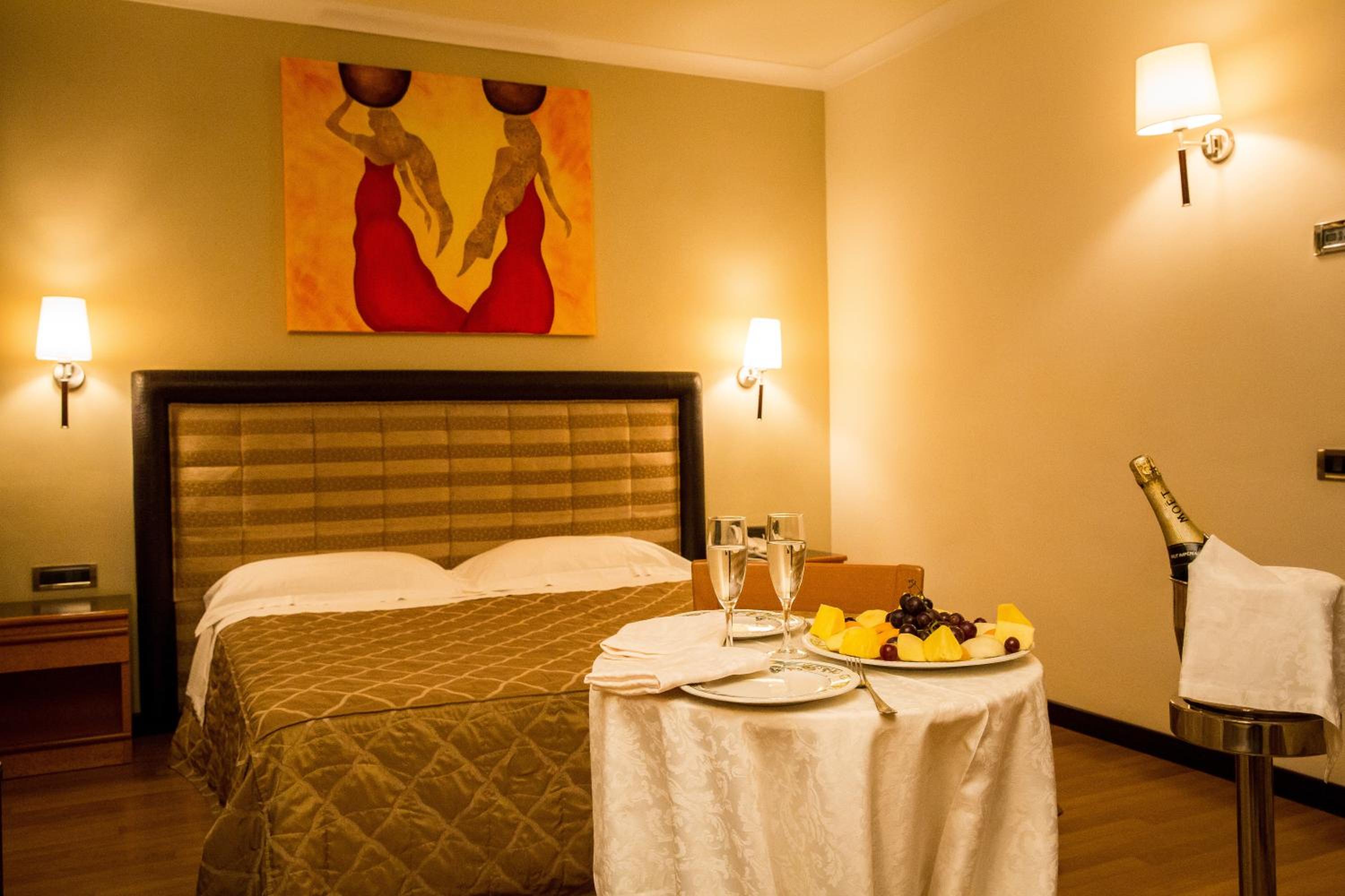 Triple Room - Photo 2