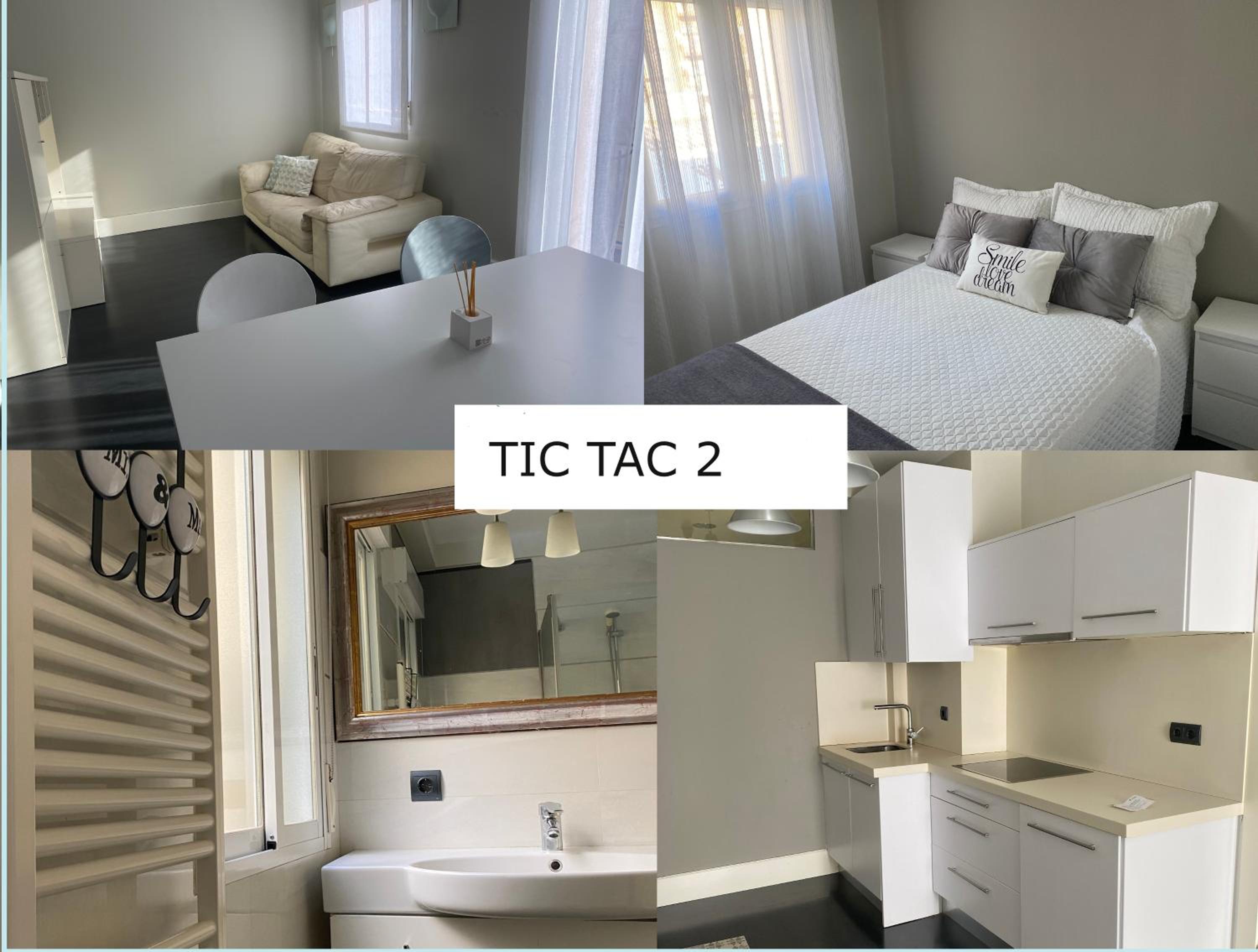 Apartment with Terrace - Photo 20