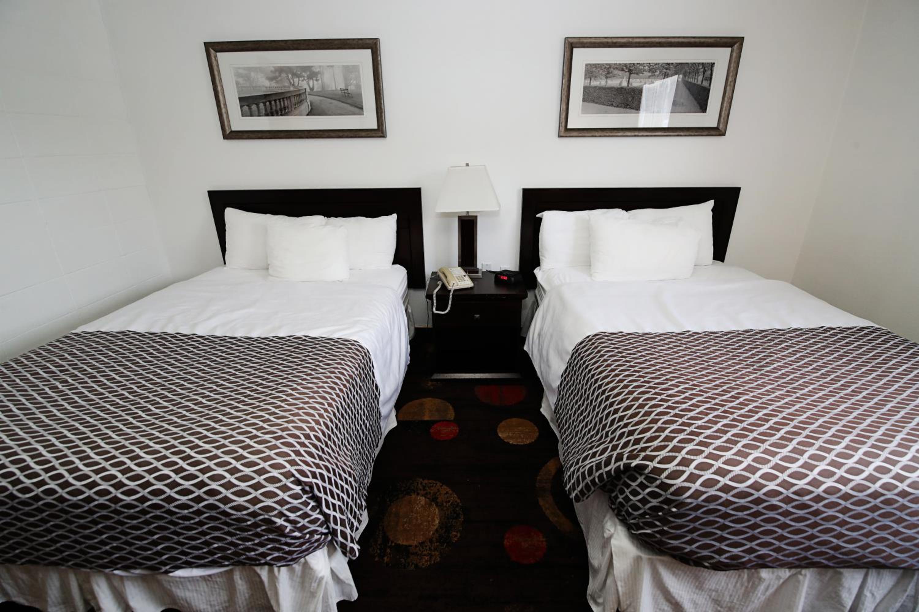 Deluxe Double Room with Kitchenette photo 2