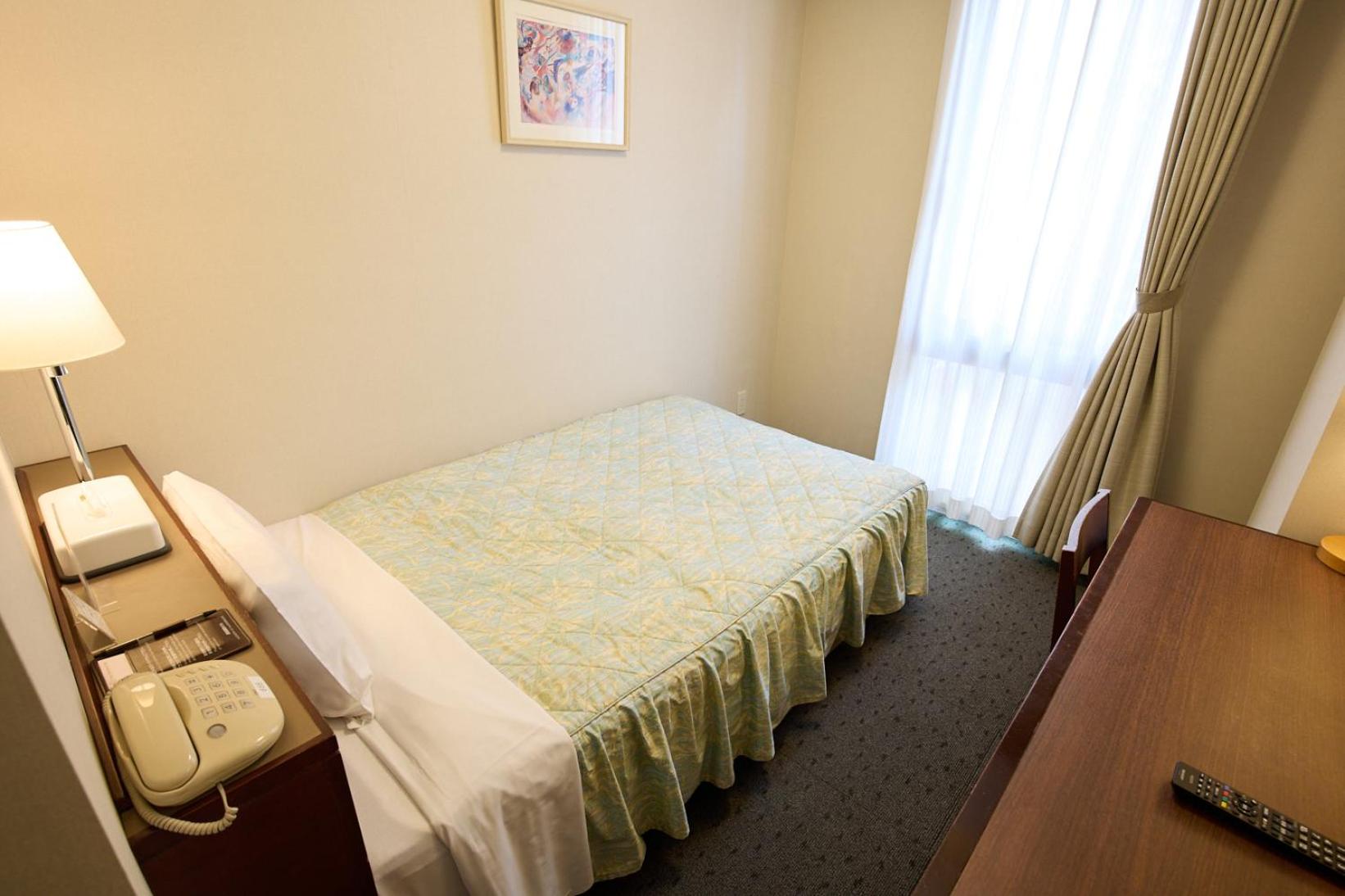 Single Room - Non-Smoking photo 3