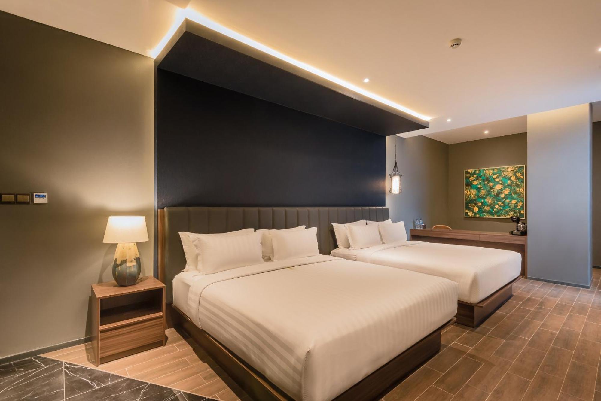Executive Twin Room - Photo 10