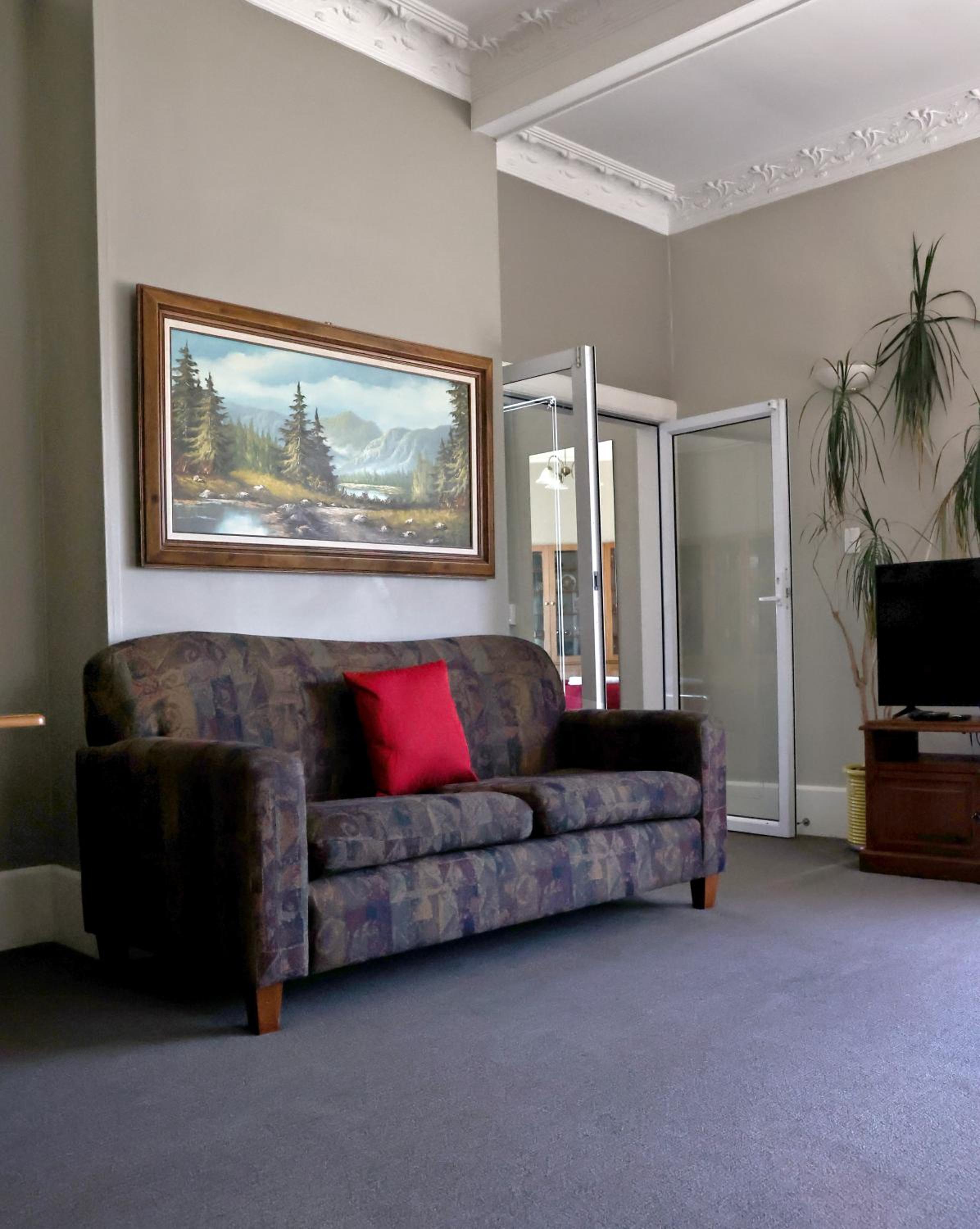 Four-Bedroom Villa photo 2