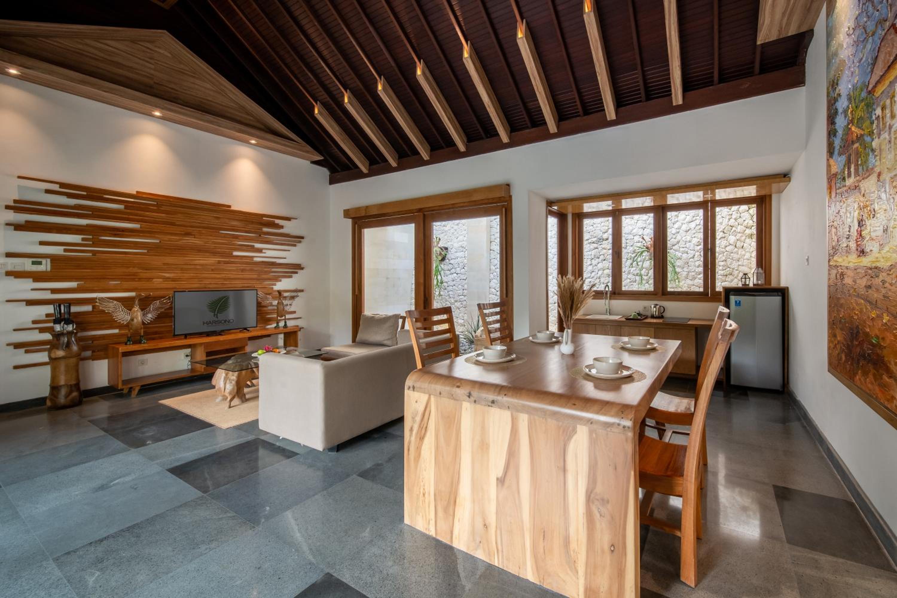Two-Bedroom Villa - Photo 9