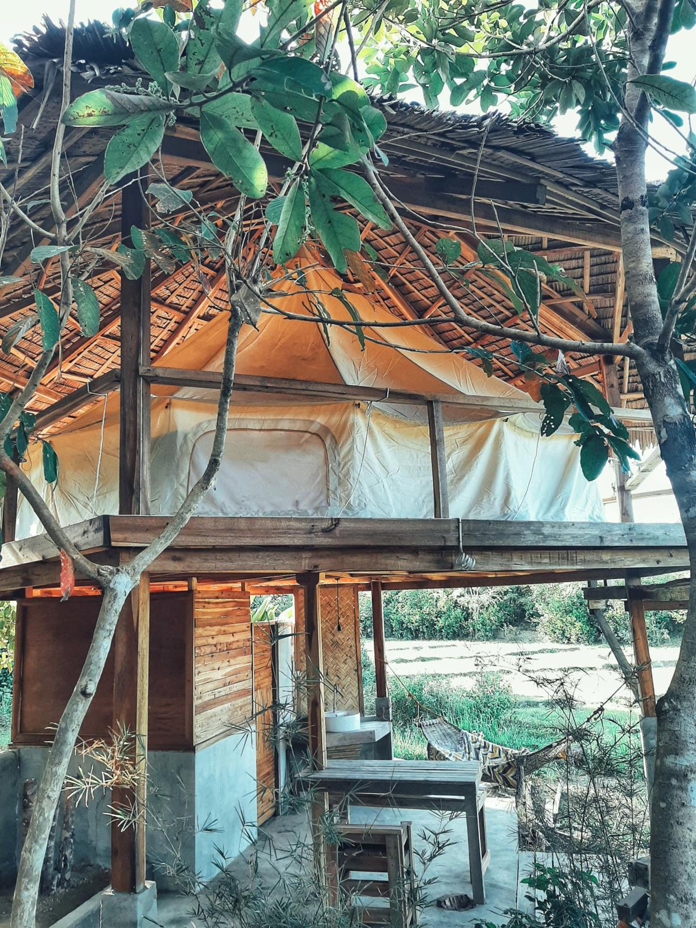 Canopy Tent with Semi-Outdoor Private Bathroom - Photo 4
