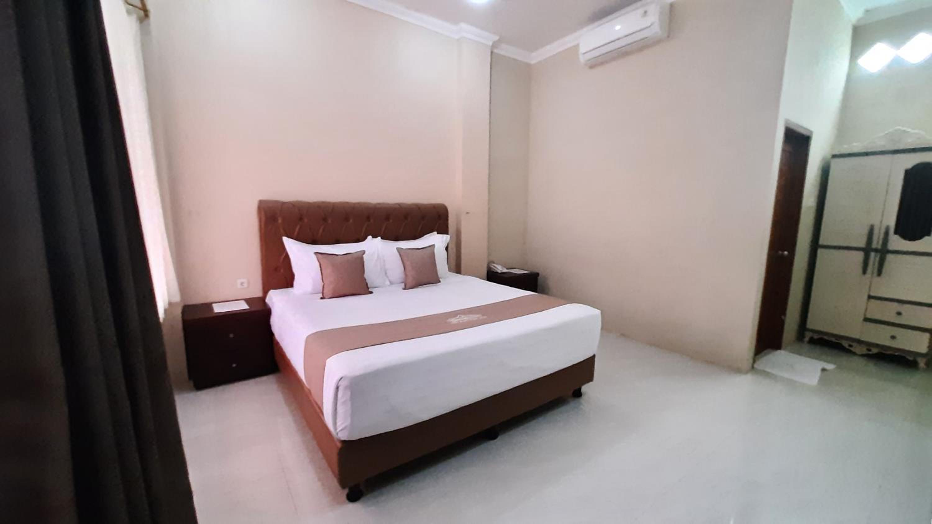 Standard Double Room - Photo 1