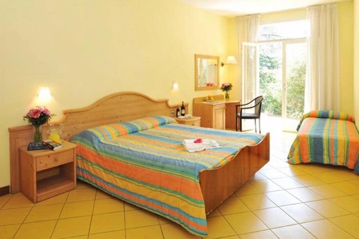 Triple Room - Photo 1
