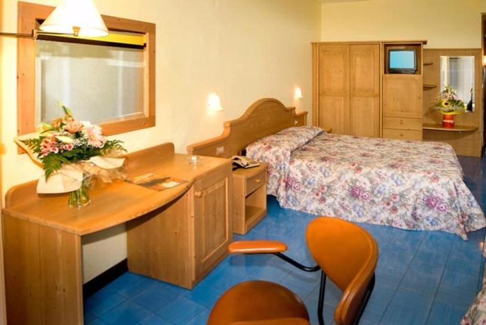 Economy Double or Twin Room - Photo 2