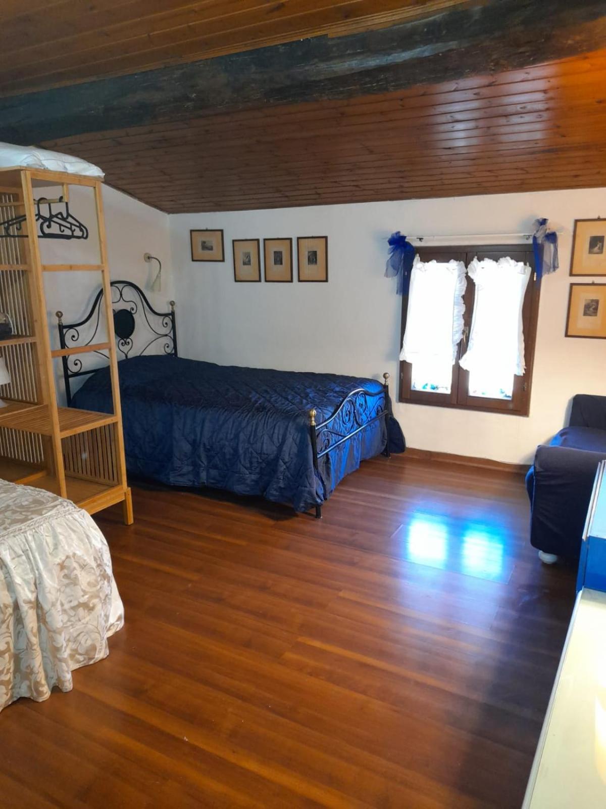 Two-Bedroom Apartment - Photo 18