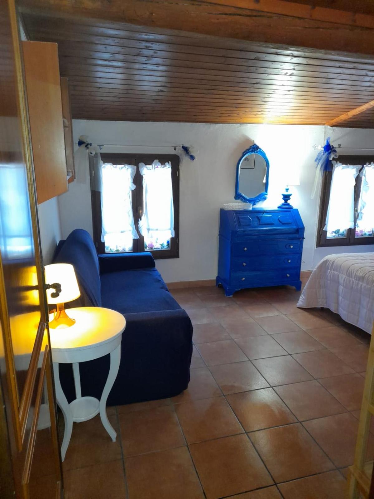 Two-Bedroom Apartment - Photo 19