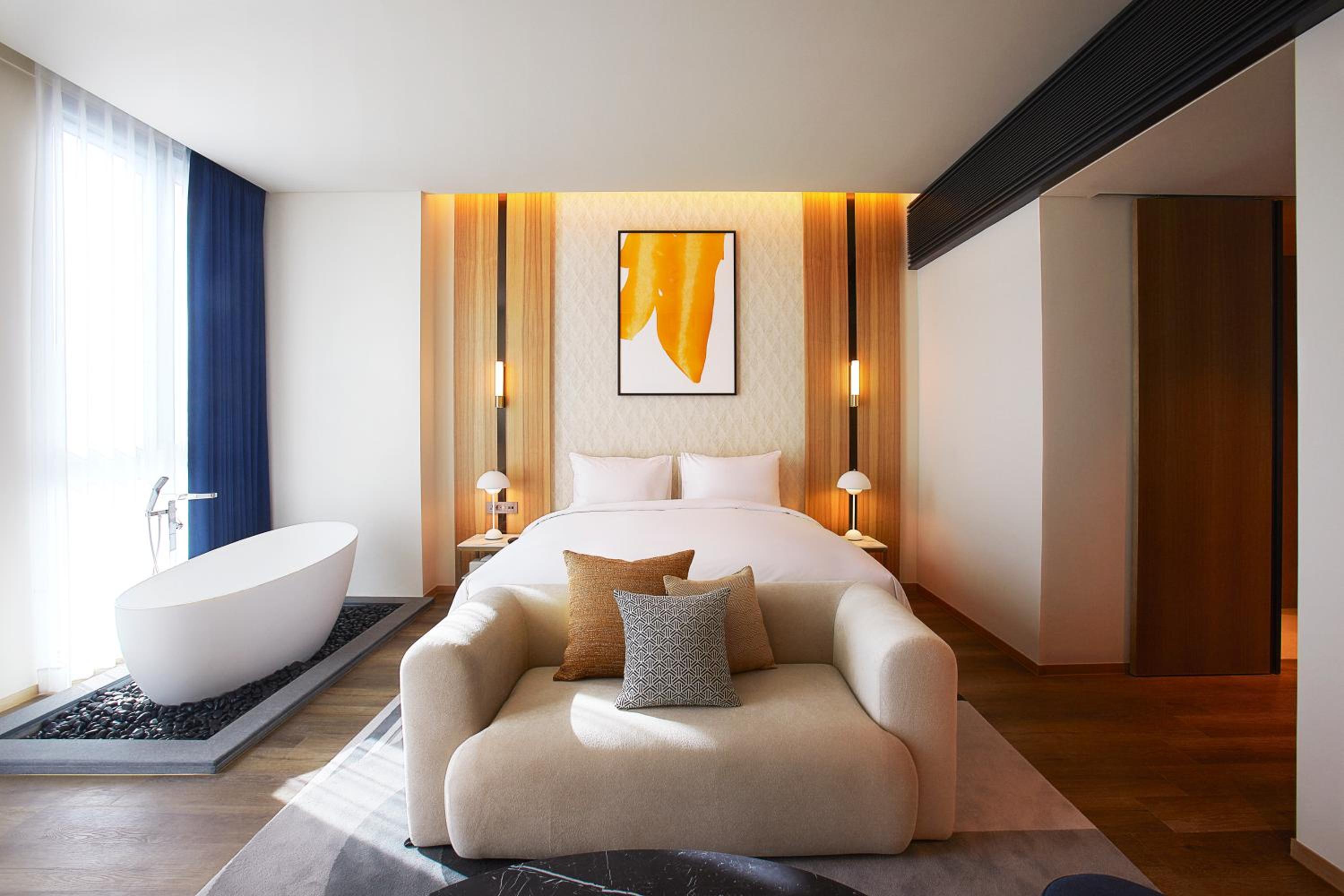 King Suite with Sofa Bed - Photo 5