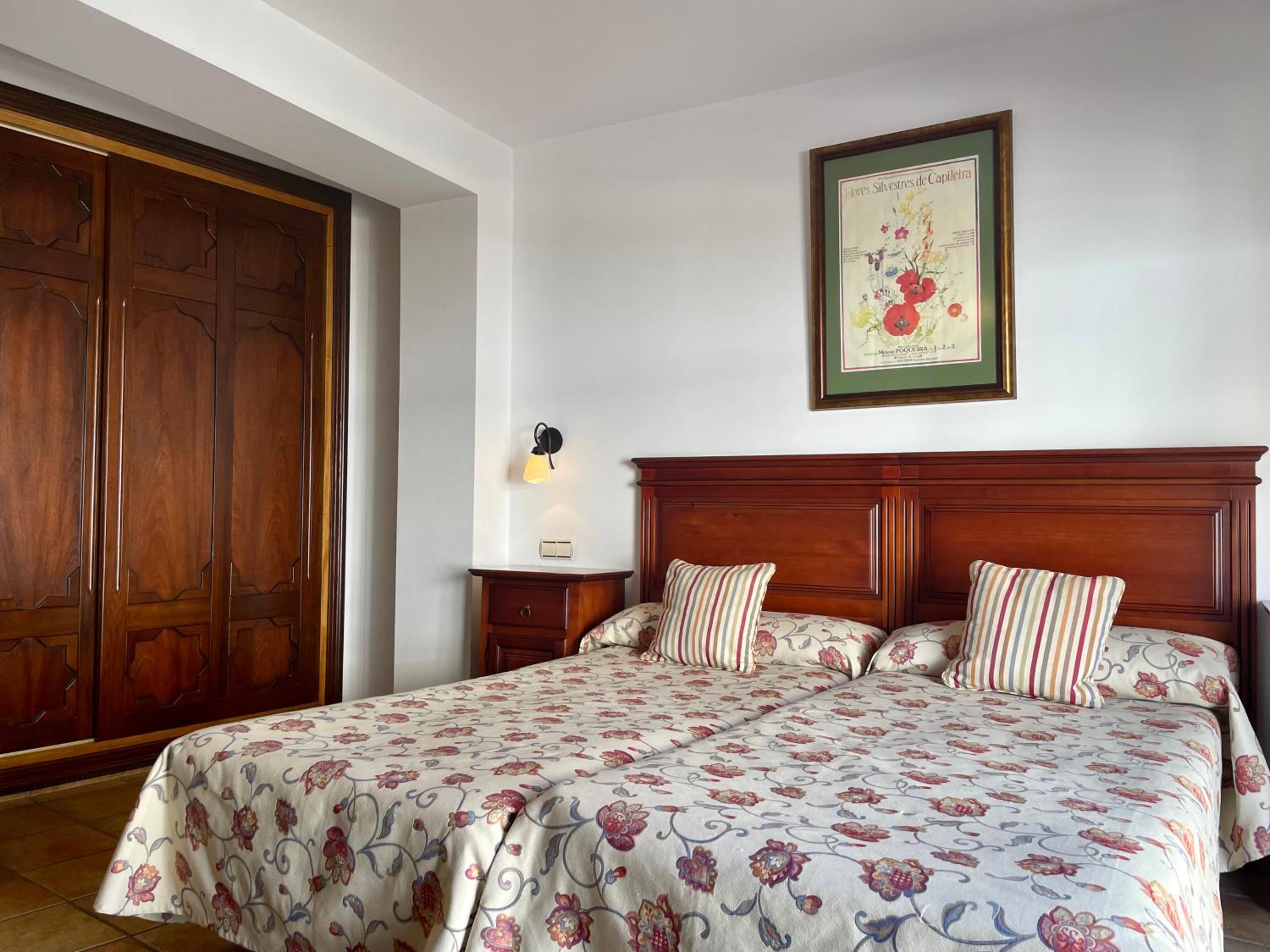 Superior Double or Twin Room with Mountain View - Photo 2