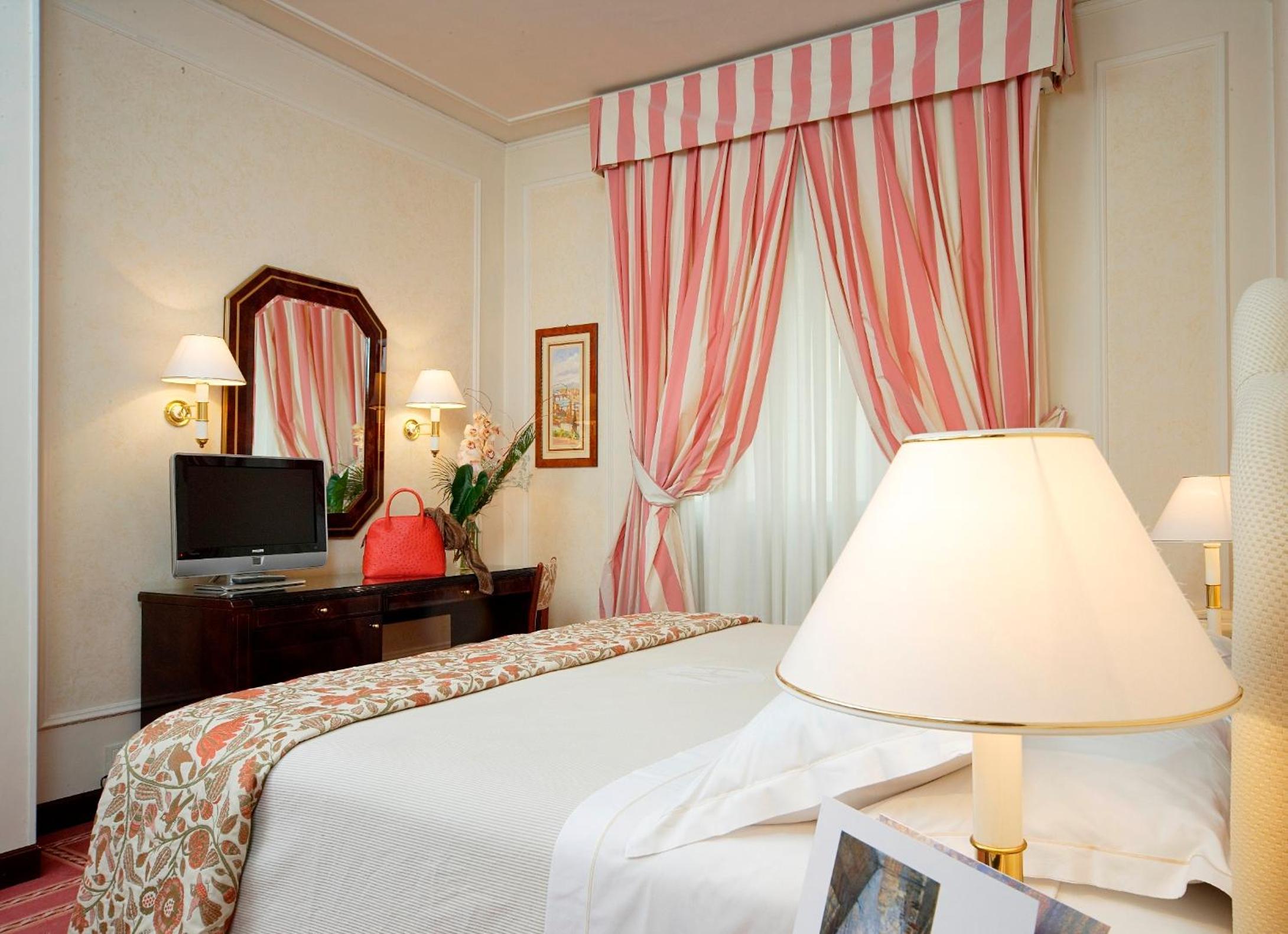 Economy Double Room - Photo 1