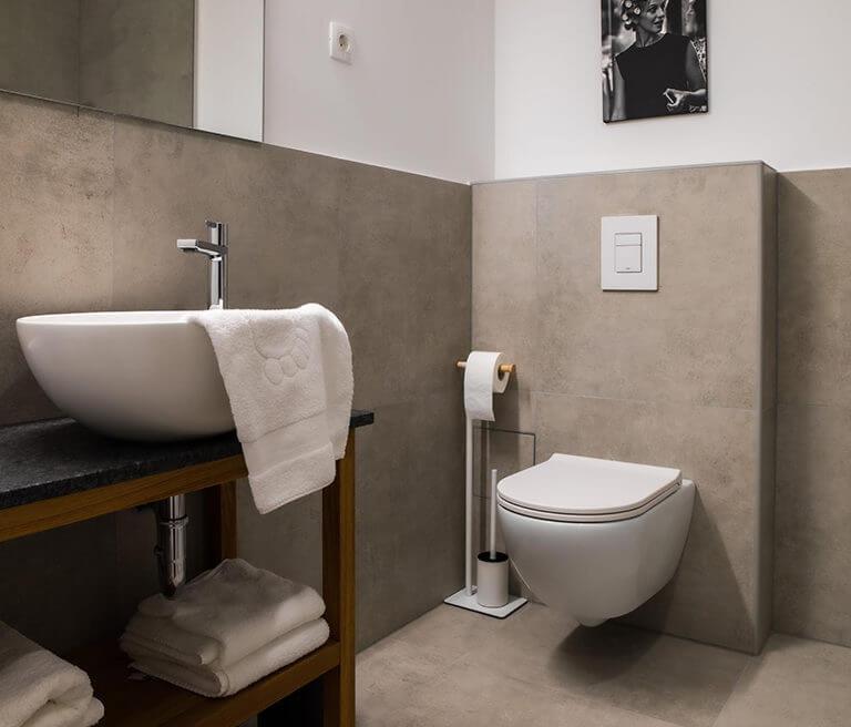 Suite - Photo 2