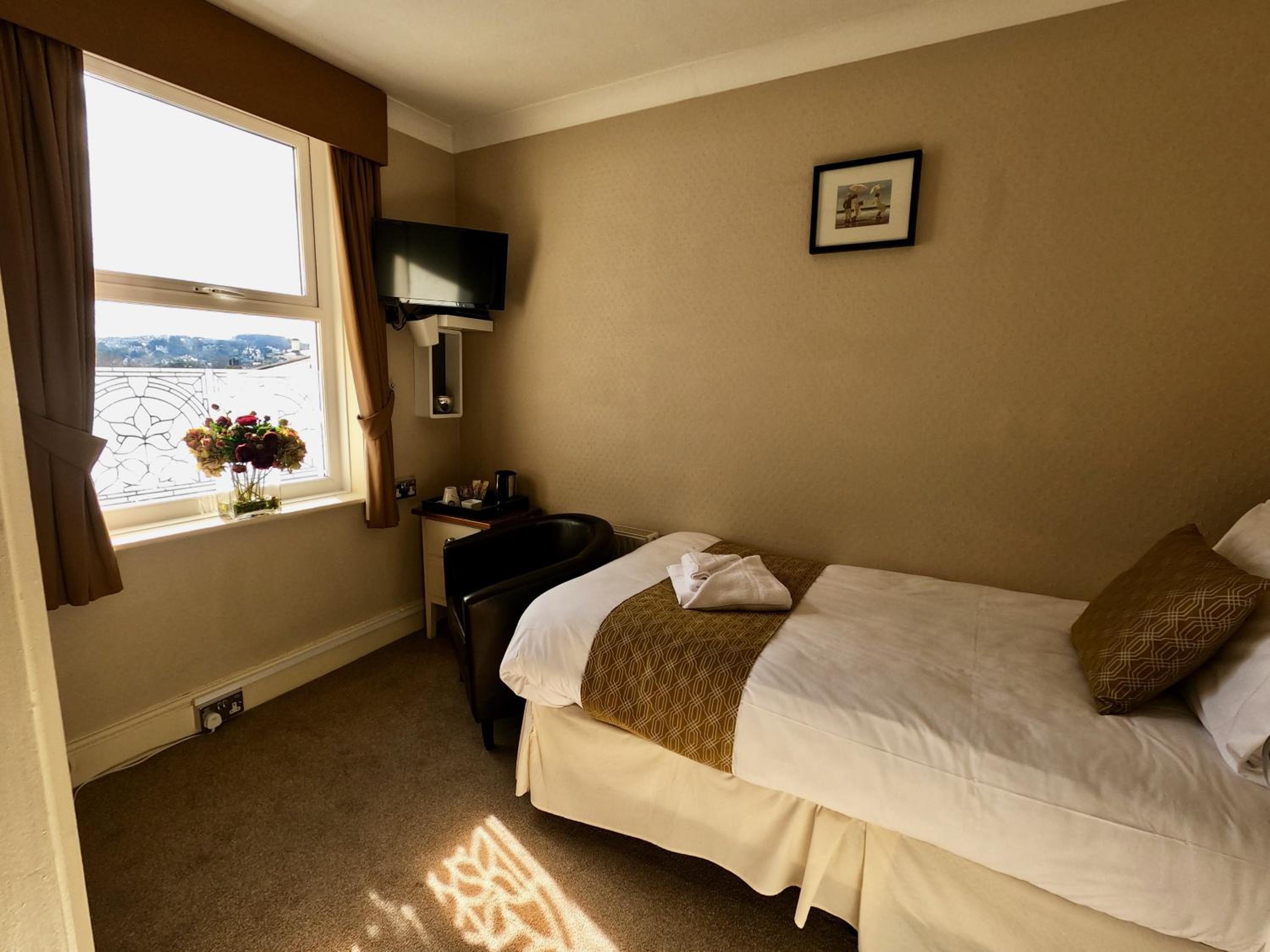 Standard Single Room photo 2